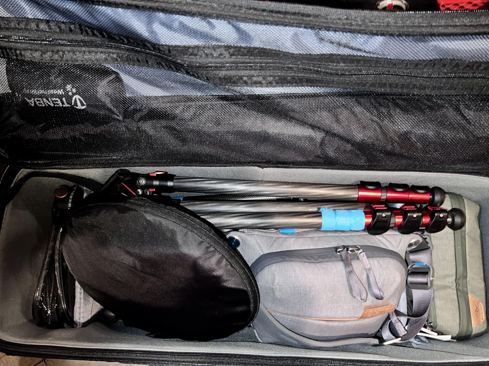 GODOX CB-04 Hard Carrying Case with Wheels customer photo 1
