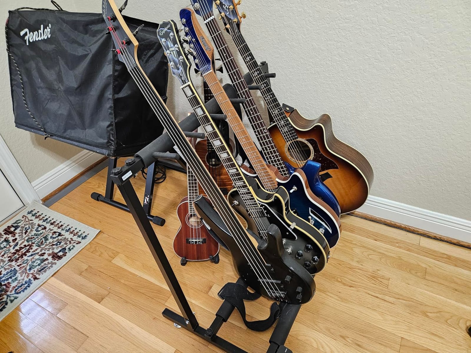 Kuyal Multi-Guitar Display Rack, Folding Stand for Band Stage, Bass & Acoustic Guitars, Black (9 Holder) customer photo 1