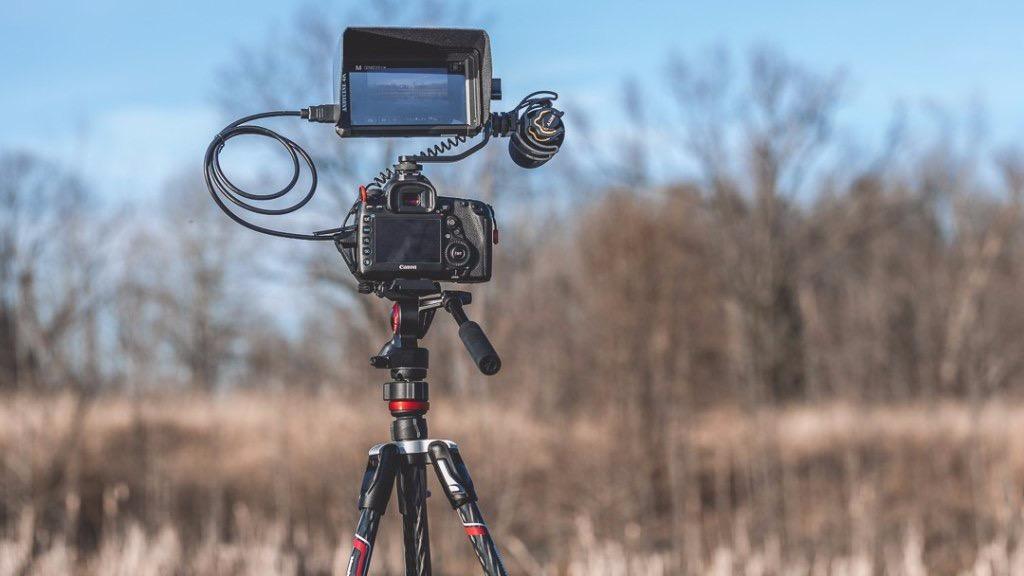 ANDYCINE A6 V2 6 Inch HDMI Field Monitor 1920x1080 Camera Fiedl Monitor Bundle with 4k HDMI in/Out Tilt Arm, Power Output, Battery & Carry Case Included | 1920x1080P 3D LUT All Waveform DC 8V Power Output Swivel Arm for Mirroless Camera and Gimbals customer photo 1