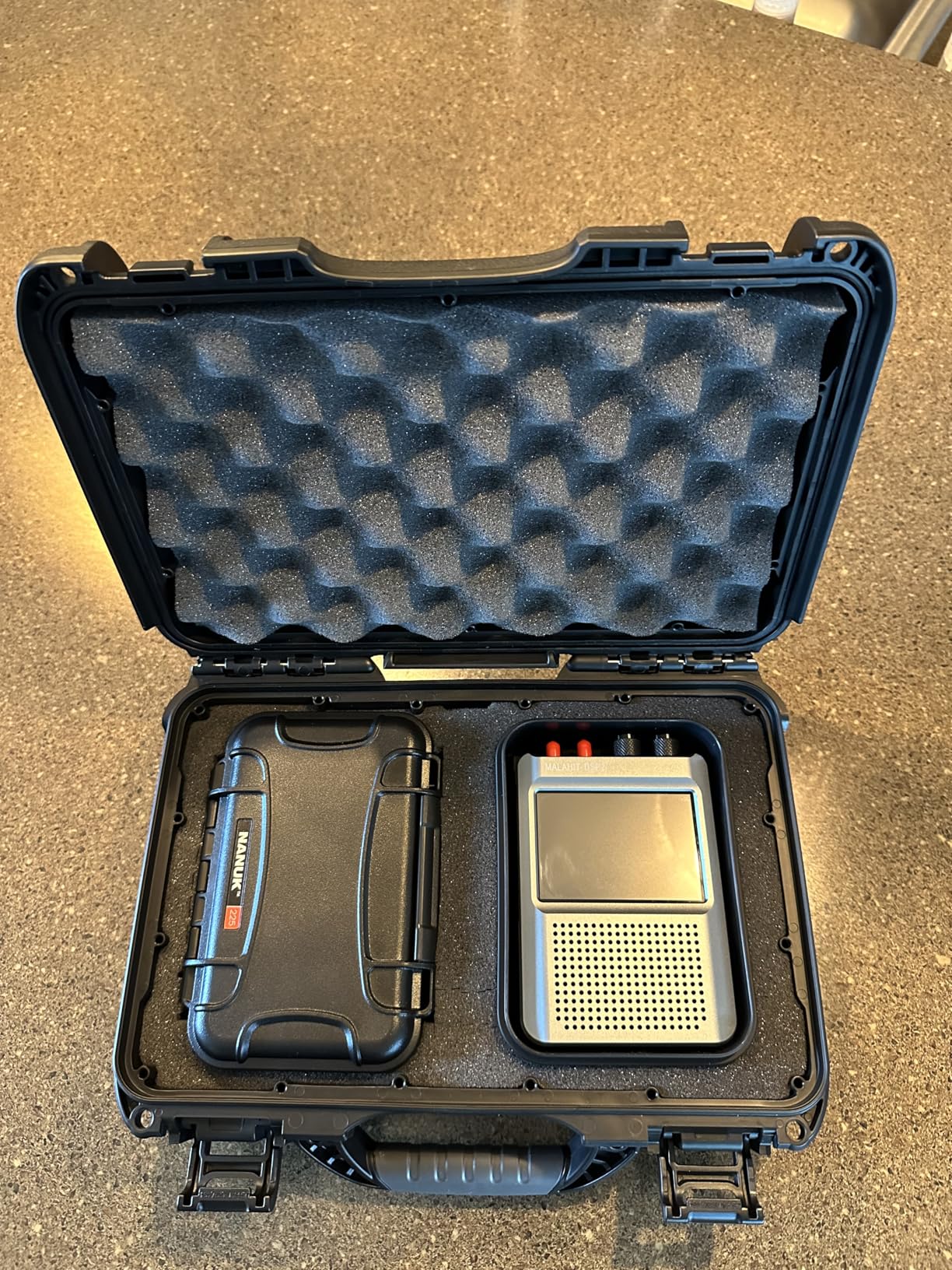 NANUK 909 Travel Hard Case with Customizable Cubed Foam - Waterproof Camera Case, 12.6 x 9 x 4.4 inches, Lightweight, Lockable, Dustproof, Impact-Resistant, Black customer photo 2