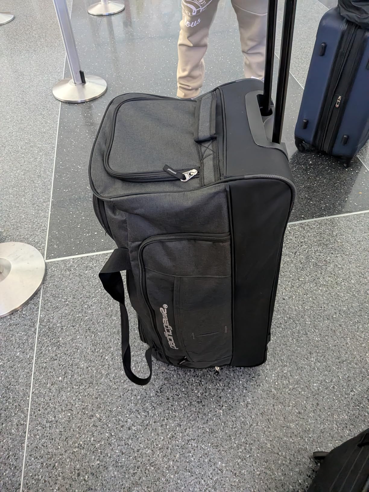 Pacific Gear Duffel Bag with Rolling Wheels customer photo 1