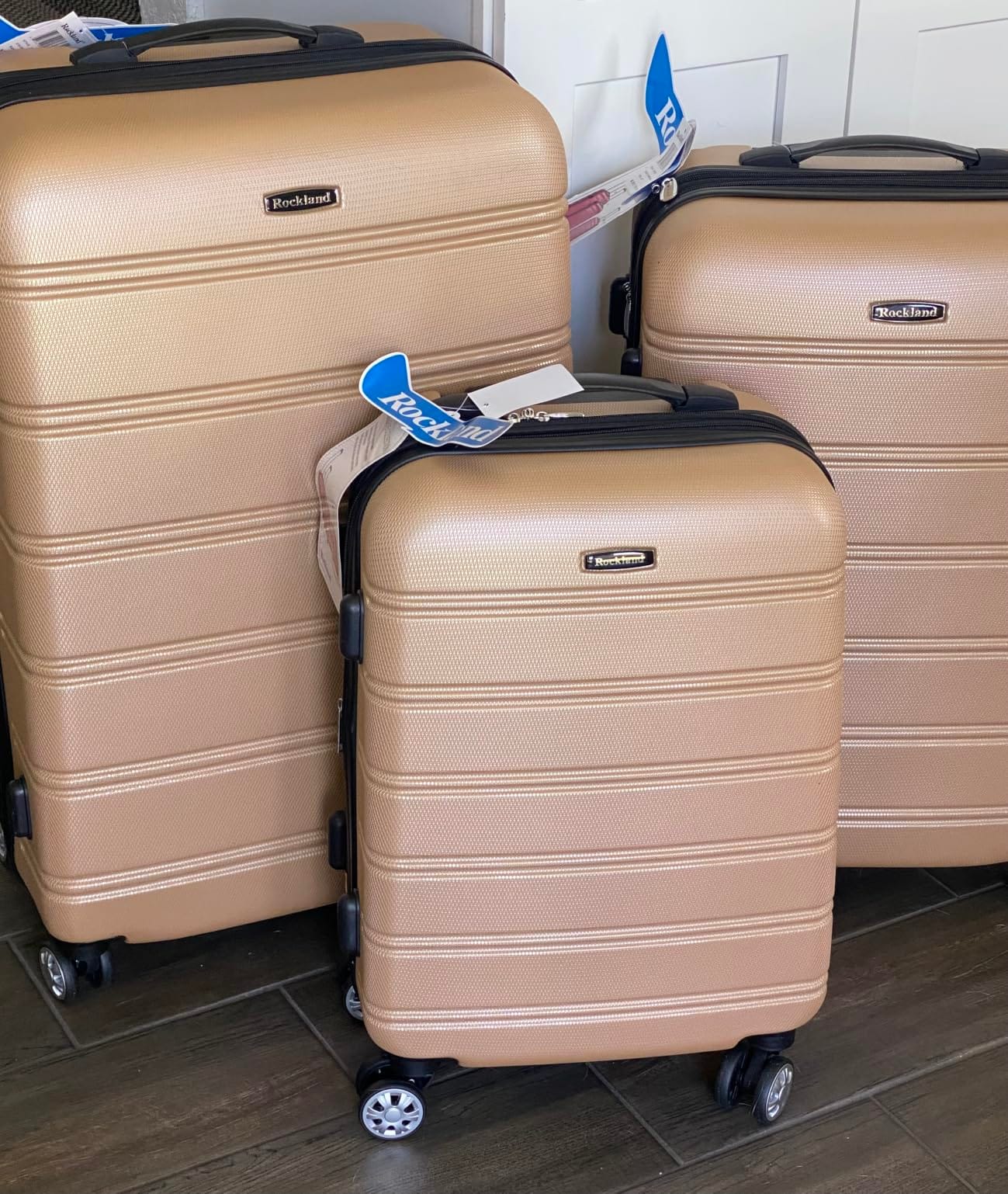 Rockland Melbourne Hardside Expandable Spinner Wheel Luggage, Checked Large 28