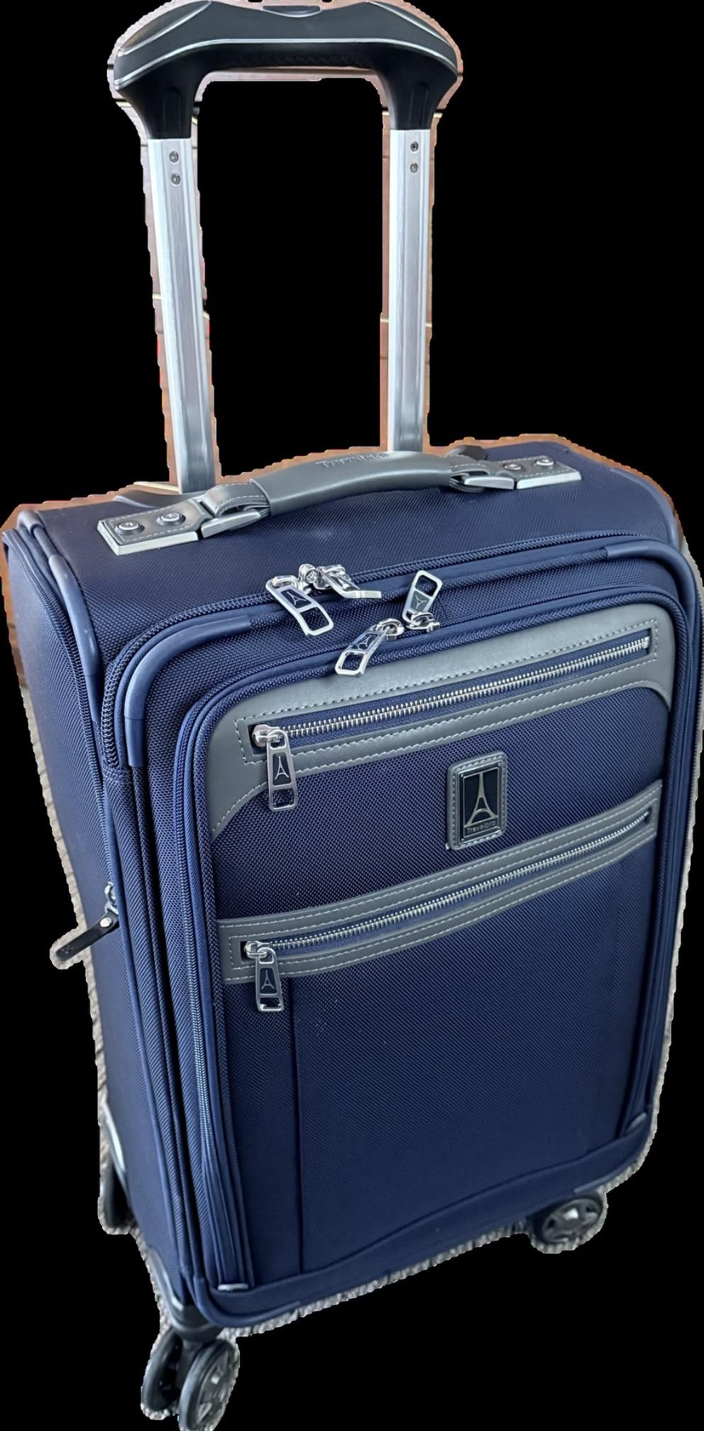 Platinum Elite Carry-On Luggage Spinner, Red, 21-Inch customer photo 1