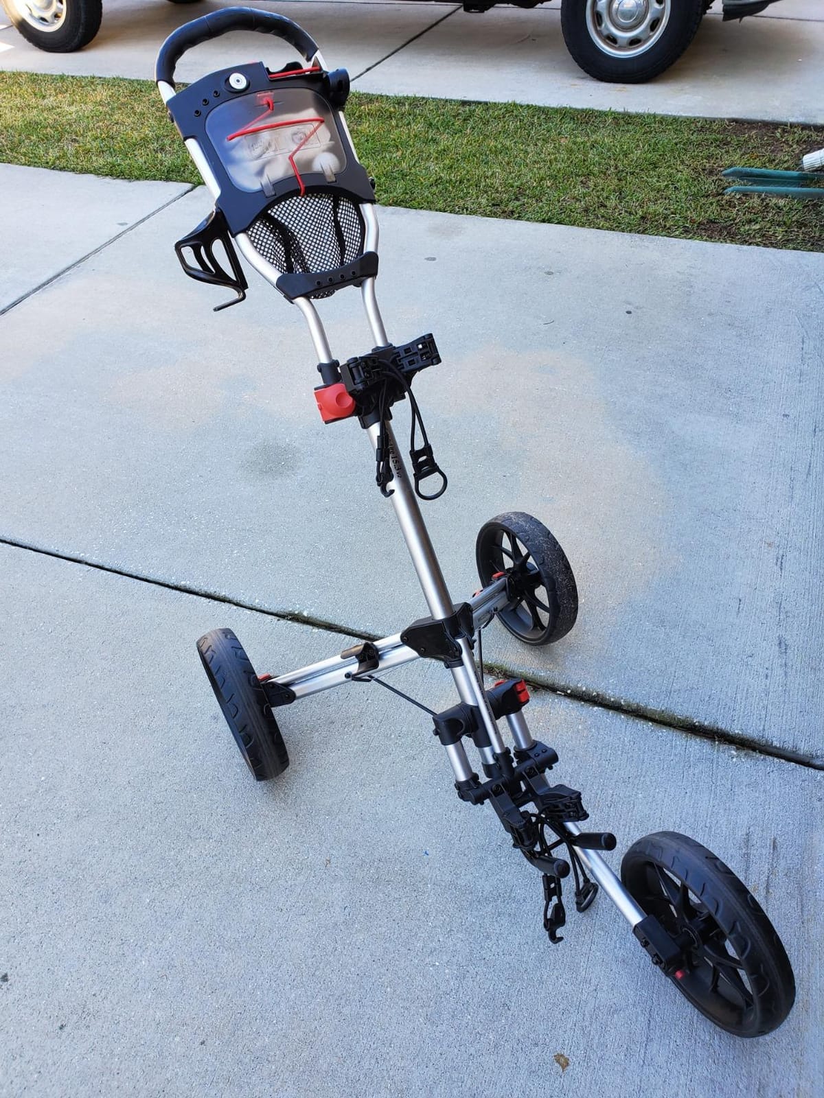 Caddytek CaddyLite 15.3 V2 Golf Push Cart - Lightweight Foldable Aluminum Cart with EVA Wheels, Foot Brake, Adjustable Handle, Umbrella Holder, Drink Holder, Scorecard Holder customer photo 1