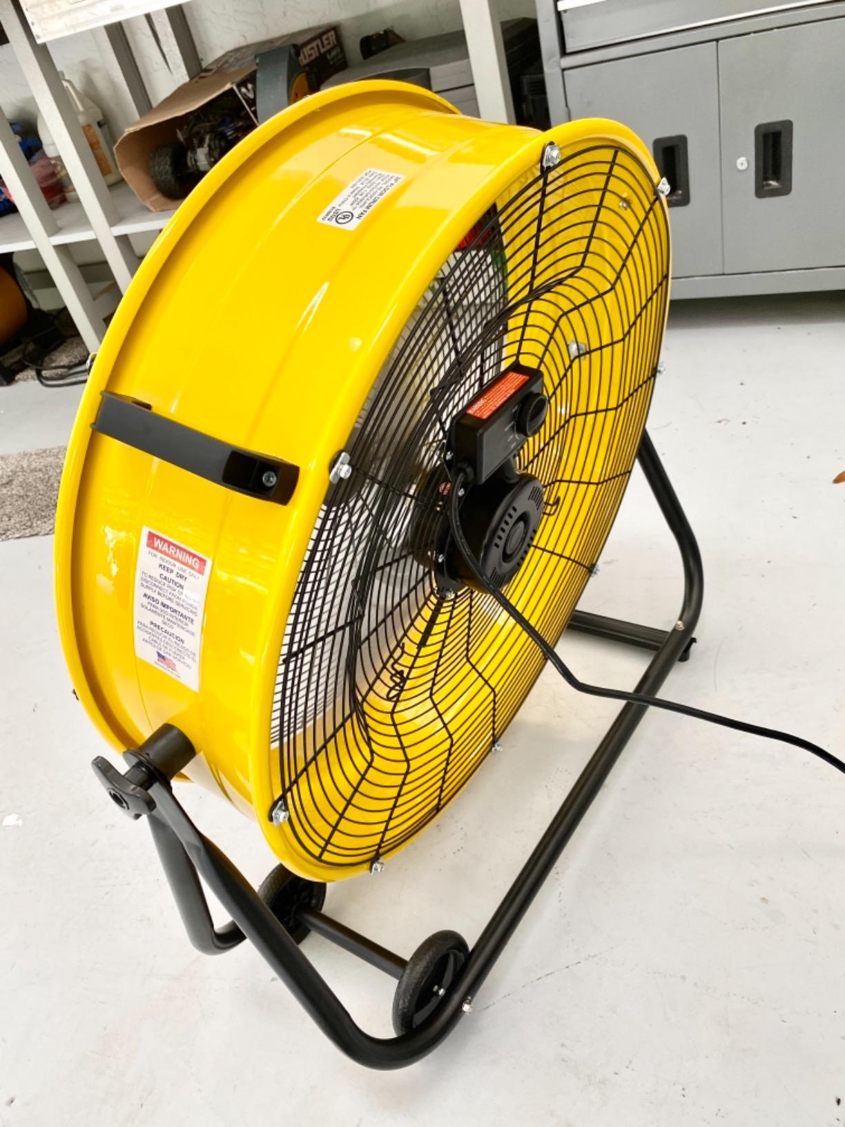 Tornado 24 Inch High Velocity Heavy Duty Tilt Metal Drum Fan Yellow Commercial, Industrial Use 3 Speed 7700 CFM 1/3 HP 8 FT Cord ETL Safety Listed customer photo 2