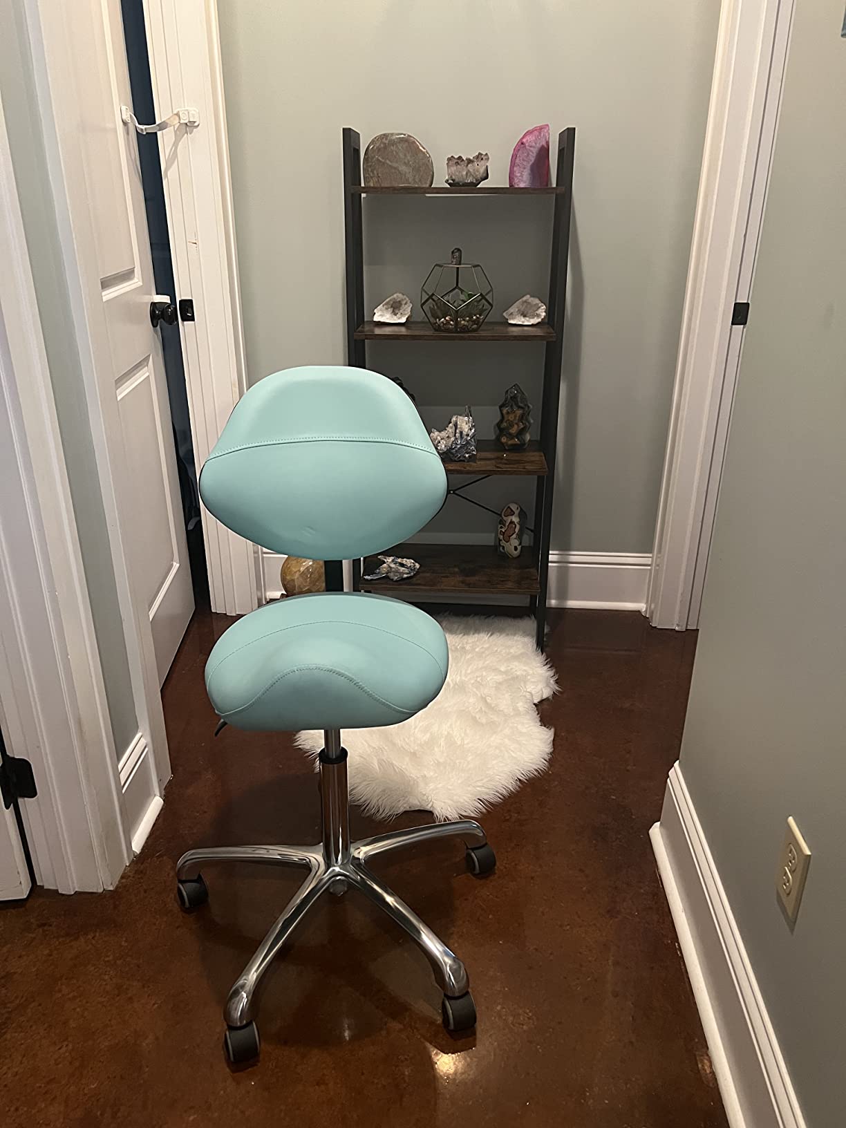 Grace&Grace Professional Saddle Stool Chair with Back Support, Rolling Saddle Ergonomic Stool Heavy Duty for Clinic Dentist Spa Massage Salons Studio (Black, Adjustable Back) customer photo 1