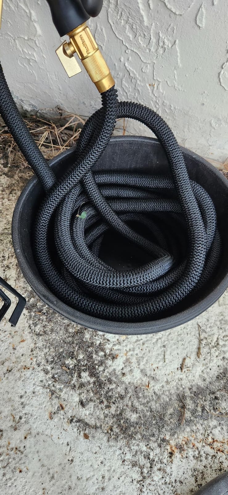 Flexi Hose Lightweight Expandable Garden Hose, 50FT - Retractable Garden Hose, Water Hose - No-Kink Flexibility, 3/4 Inch Solid Brass Fittings and Double Latex Core customer photo 2