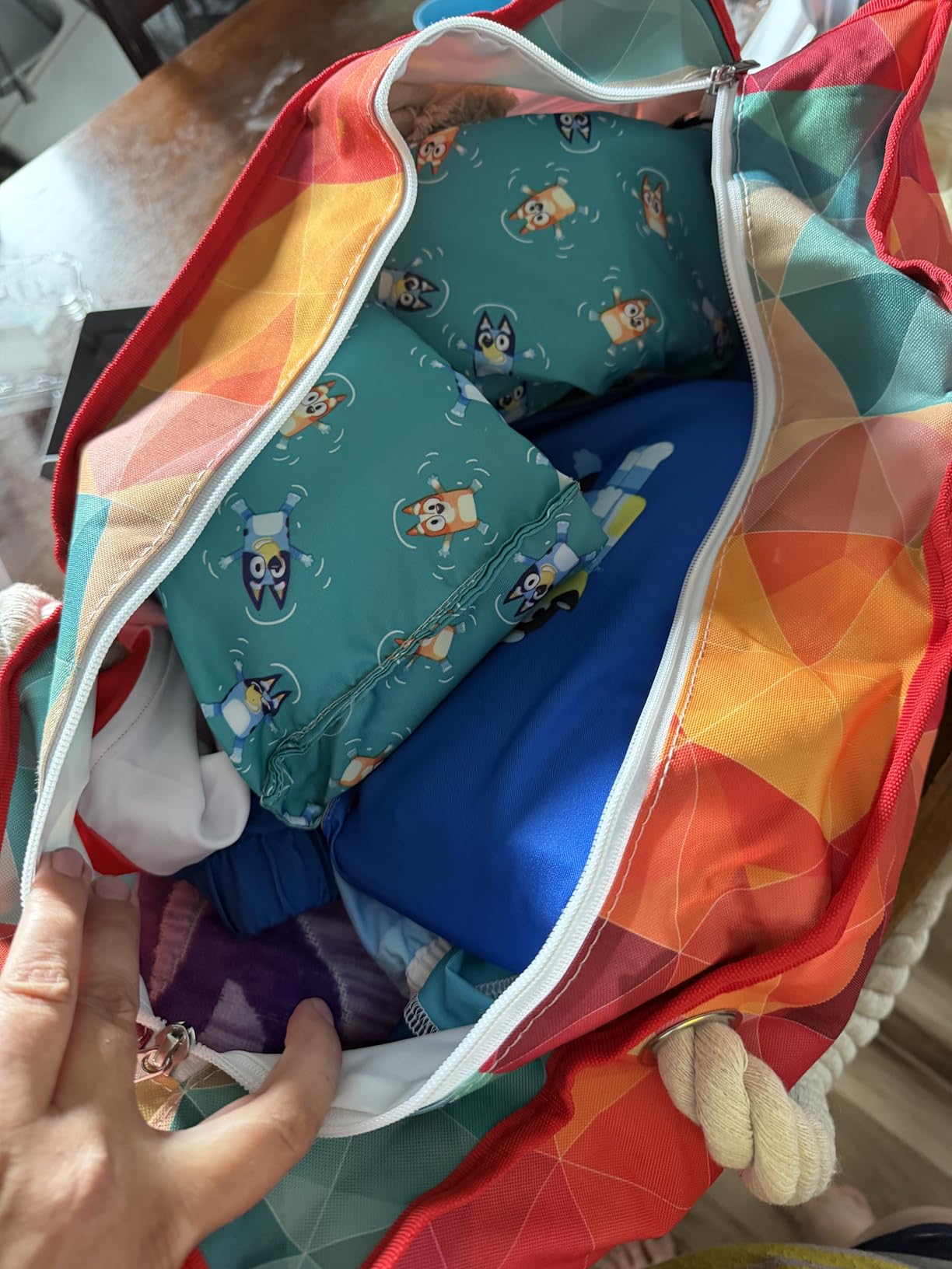 Beach Bag and Pool Bag Has Cooler Pocket, 7 Pockets Total, Zip Top. Family Size Waterproof Beach Tote customer photo 1