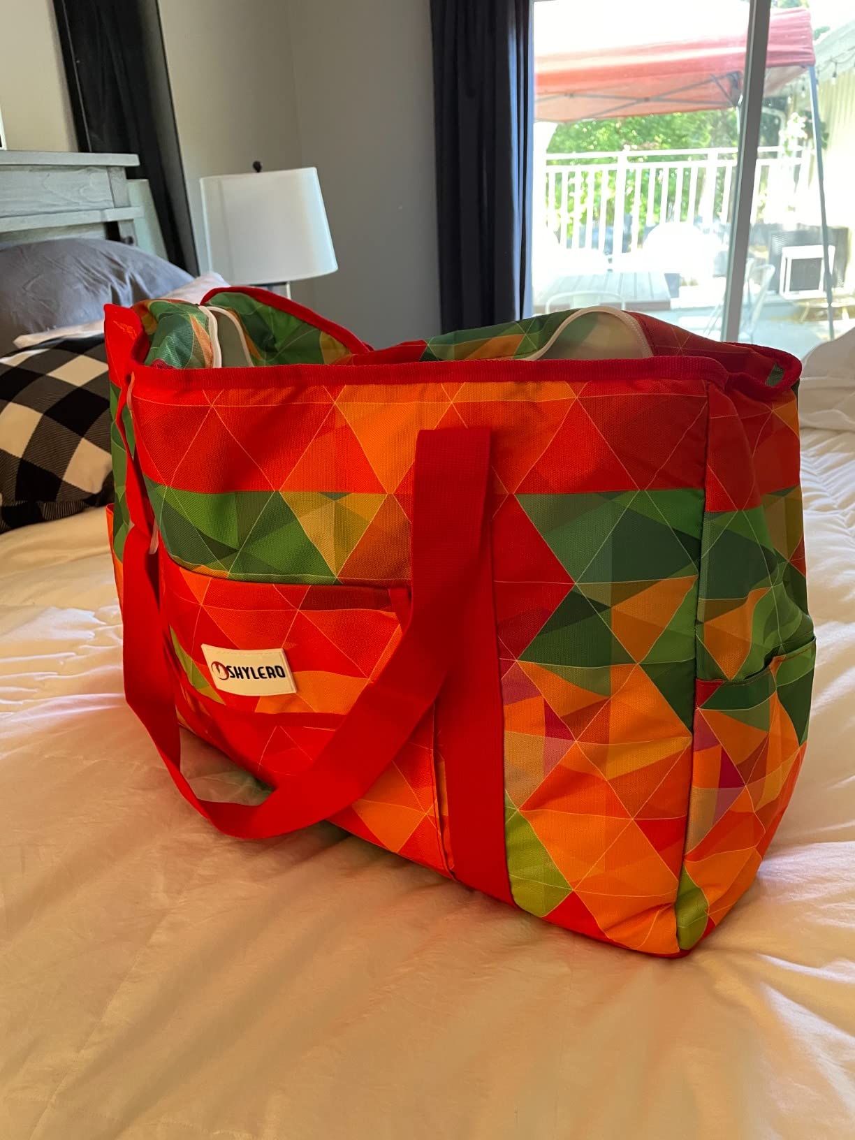 Beach Bag and Pool Bag Has Cooler Pocket, 7 Pockets Total, Zip Top. Family Size Waterproof Beach Tote customer photo 2