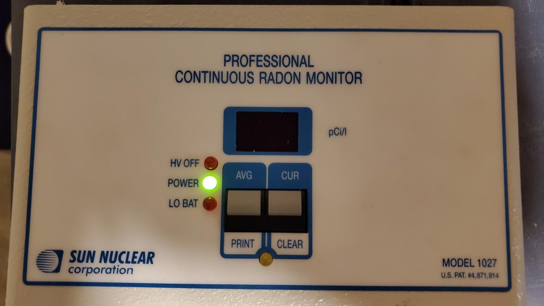 Airthings 2930 Wave Plus - Radon & Air Quality Monitor, Battery Powered (CO2, VOC, Humidity, Temp, Pressure) customer photo 2