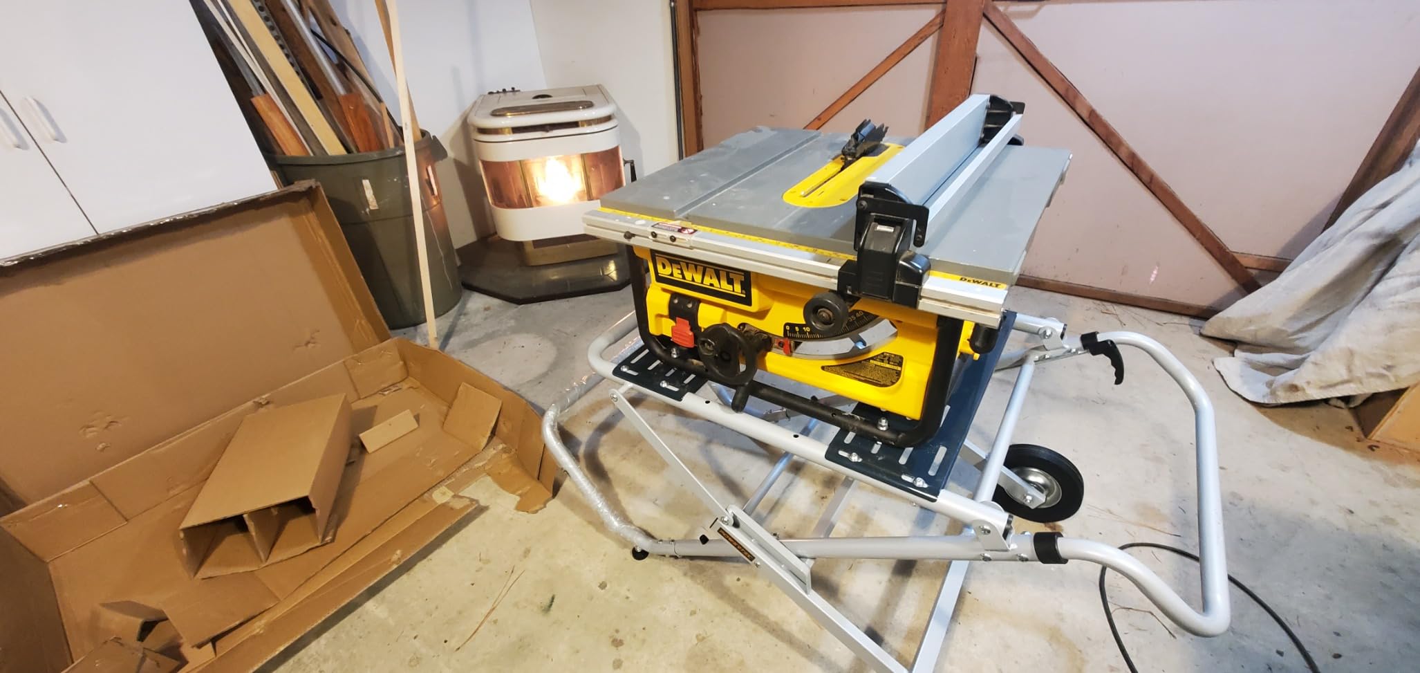 POWERTEC Table Saw Stand with Wheels, Portable Stand w/ 330Lbs Load Capacity, Foldable Design for Easy Storage in Garage, Compatible with Dewalt Table Saw (MT4009) customer photo 1