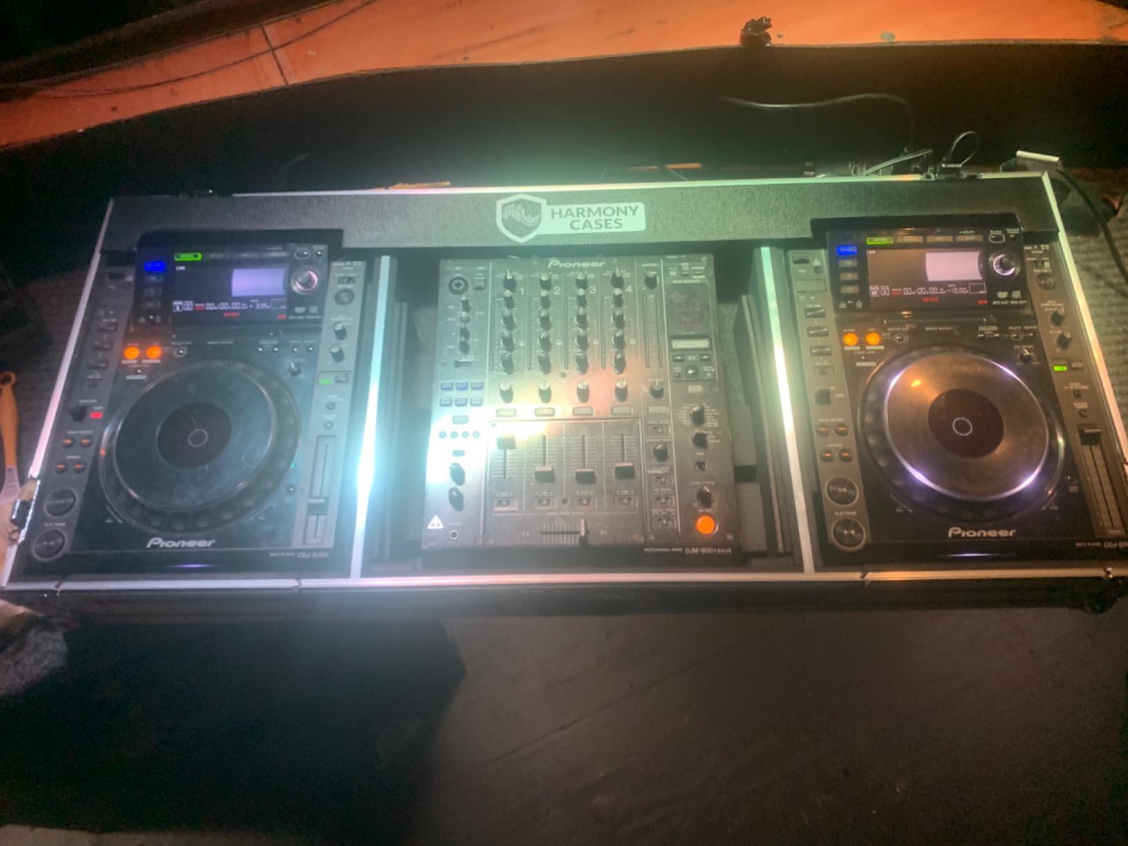 DJ Coffin Flight Case Fits Pioneer DJM-2000 CDJ-2000 Harmony Cases customer photo 2