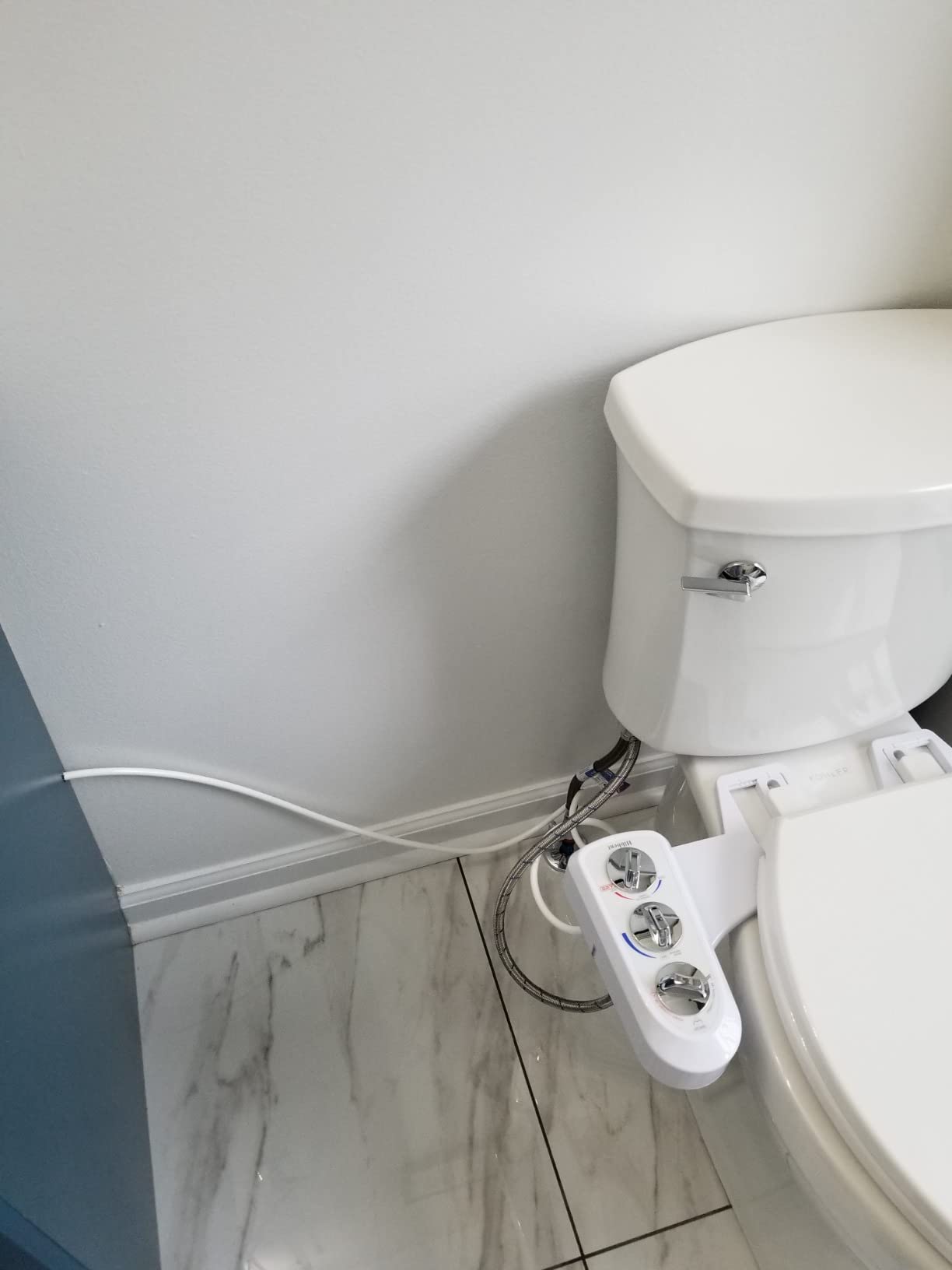 Hibbent Bidet Attachment for Toilet, Self Cleaning Dual Nozzle, Hot & Cold Water Spray Non-Electric Mechanical Bidet Toilet Seat for Rear or Female Washing Sanitizing, Adjustable Water Pressure, White customer photo 1