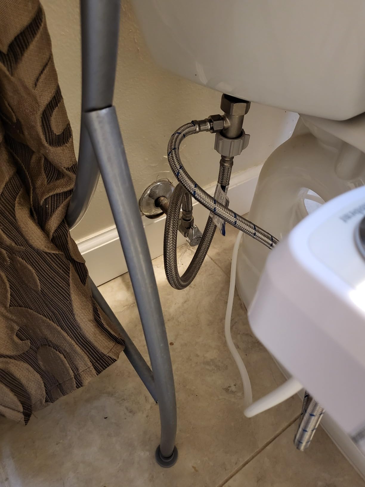 Hibbent Bidet Attachment for Toilet, Self Cleaning Dual Nozzle, Hot & Cold Water Spray Non-Electric Mechanical Bidet Toilet Seat for Rear or Female Washing Sanitizing, Adjustable Water Pressure, White customer photo 2