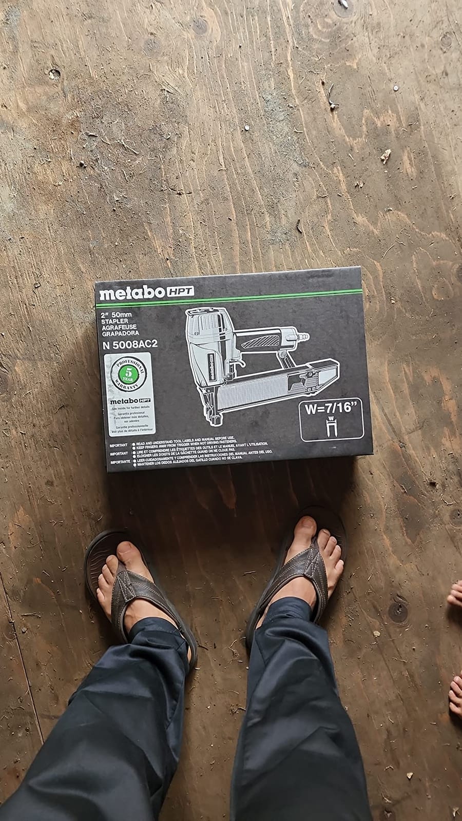 Metabo HPT 7/16 Standard Crown Stapler, 16 Gauge, Pneumatic, N5008AC2 | Roof Decking & Subfloor Install, Power Nailers, 1 to 2 in Wire Staples, Construction Tool for Framing customer photo 1