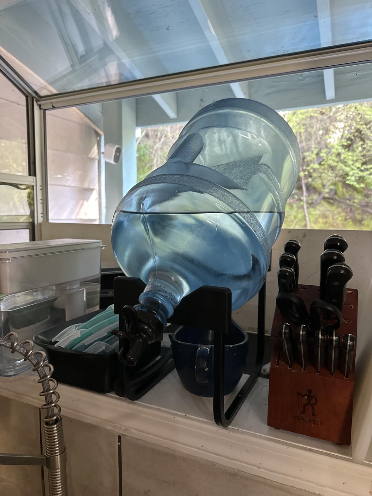 Brio Stainless Steel 3-5 Gallon Water Jug Stand and 2 Dispenser Valves, Rust-Resistant Non Slip Water Stand with BPA Free Fast Flow Water Spout Fits BOTH 48mm and 55mm Bottles 2 CAPS INCLUDED (Black) customer photo 2