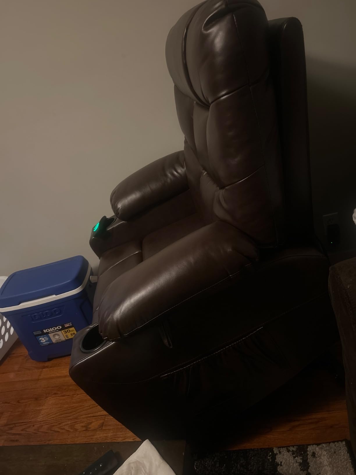 MCombo Power Lift Recliner Chair for Elderly, Leather 7288 (Dark Brown, Medium) | Stand Assist, 140° Recline, 4.7