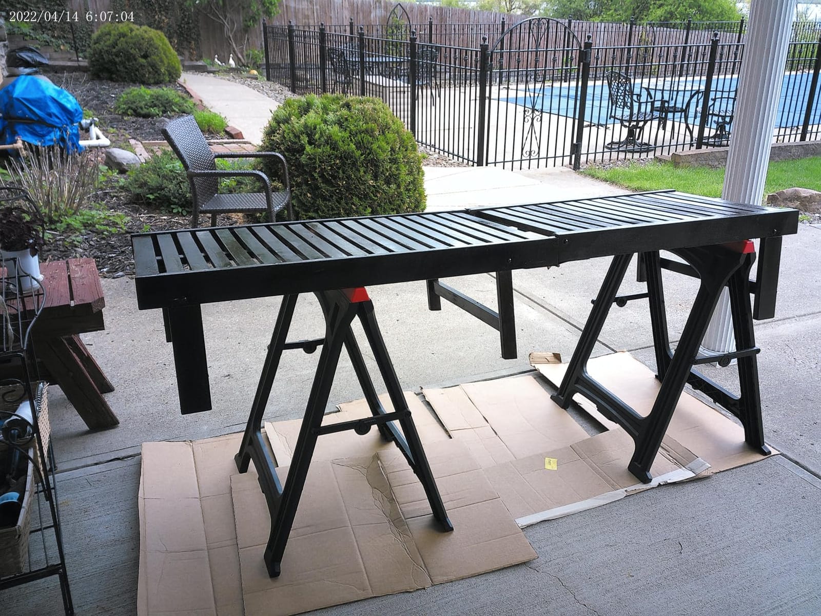 Ironton Foldable Plastic Sawhorses, 700-Lb. Total Capacity, 1 Pair customer photo 2