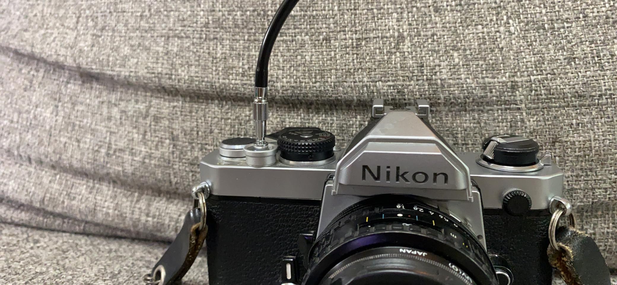JJC TCR-70BK Black 70cm Threaded Cable Release, Mechanical Shutter Release Cable, Mechanical Cable Release with Bulb-Lock Design for Long exposures customer photo 1