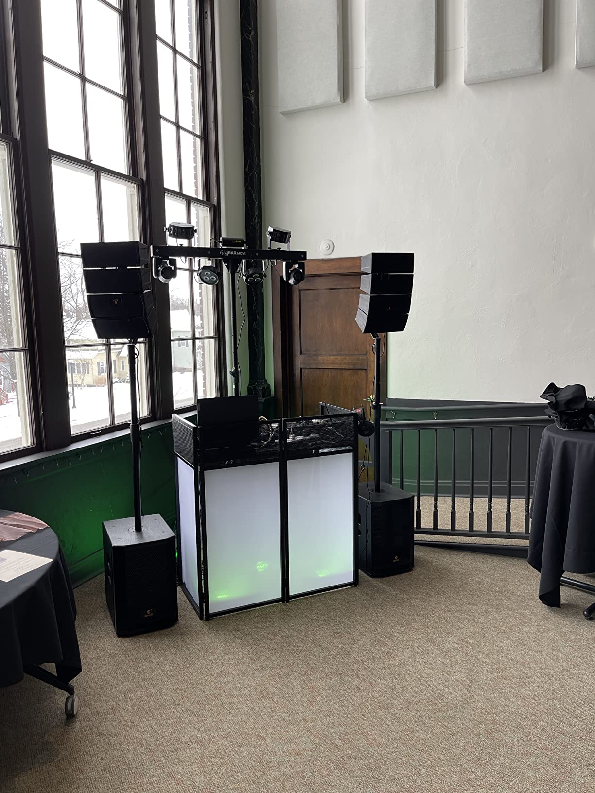 DJ Event Facade White/Black Scrim Metal Frame Booth + 20