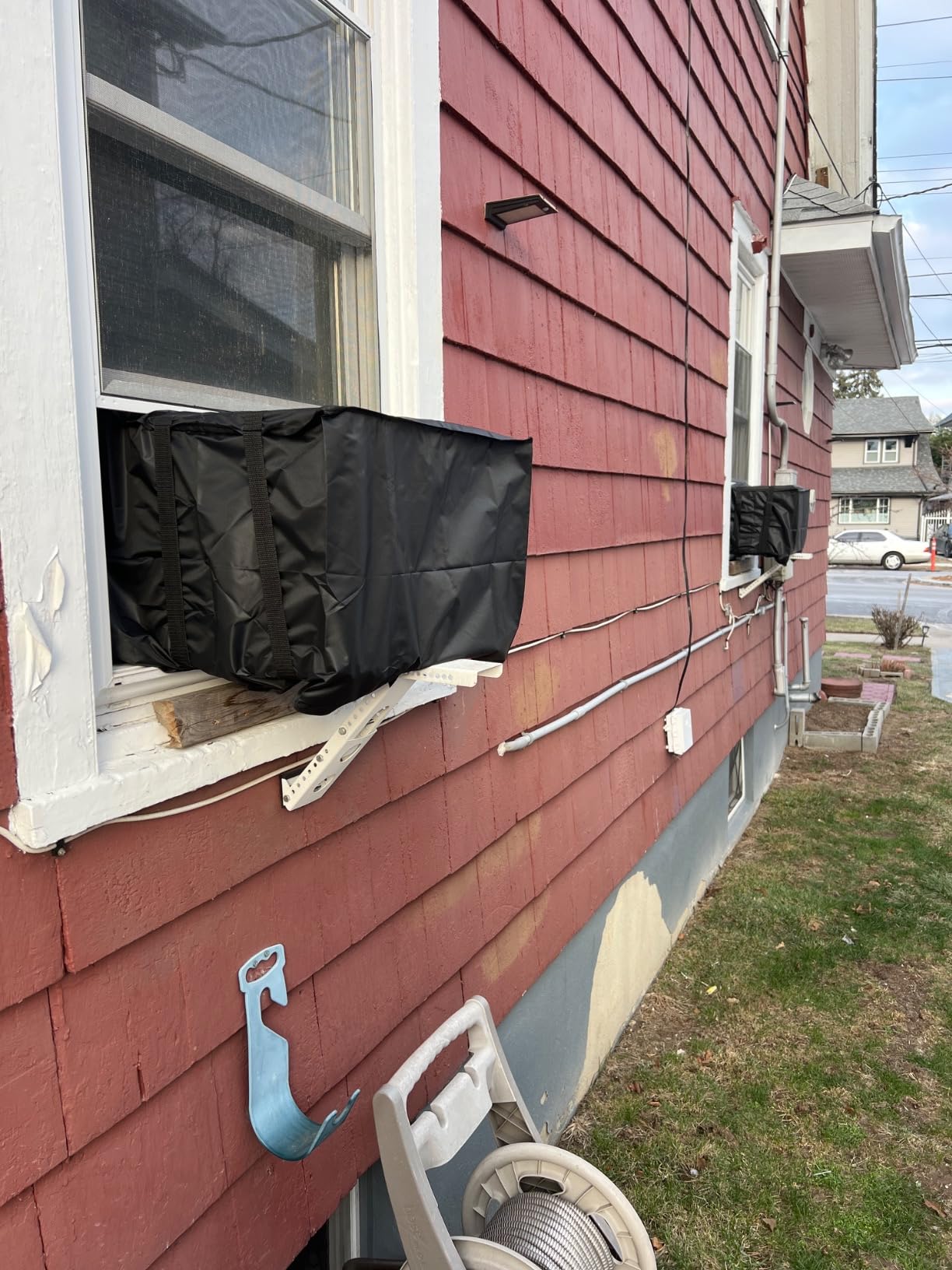 Luxiv Window AC Unit Cover Outdoor, Black Waterproof AC Cover 21X16X15 In customer photo 2