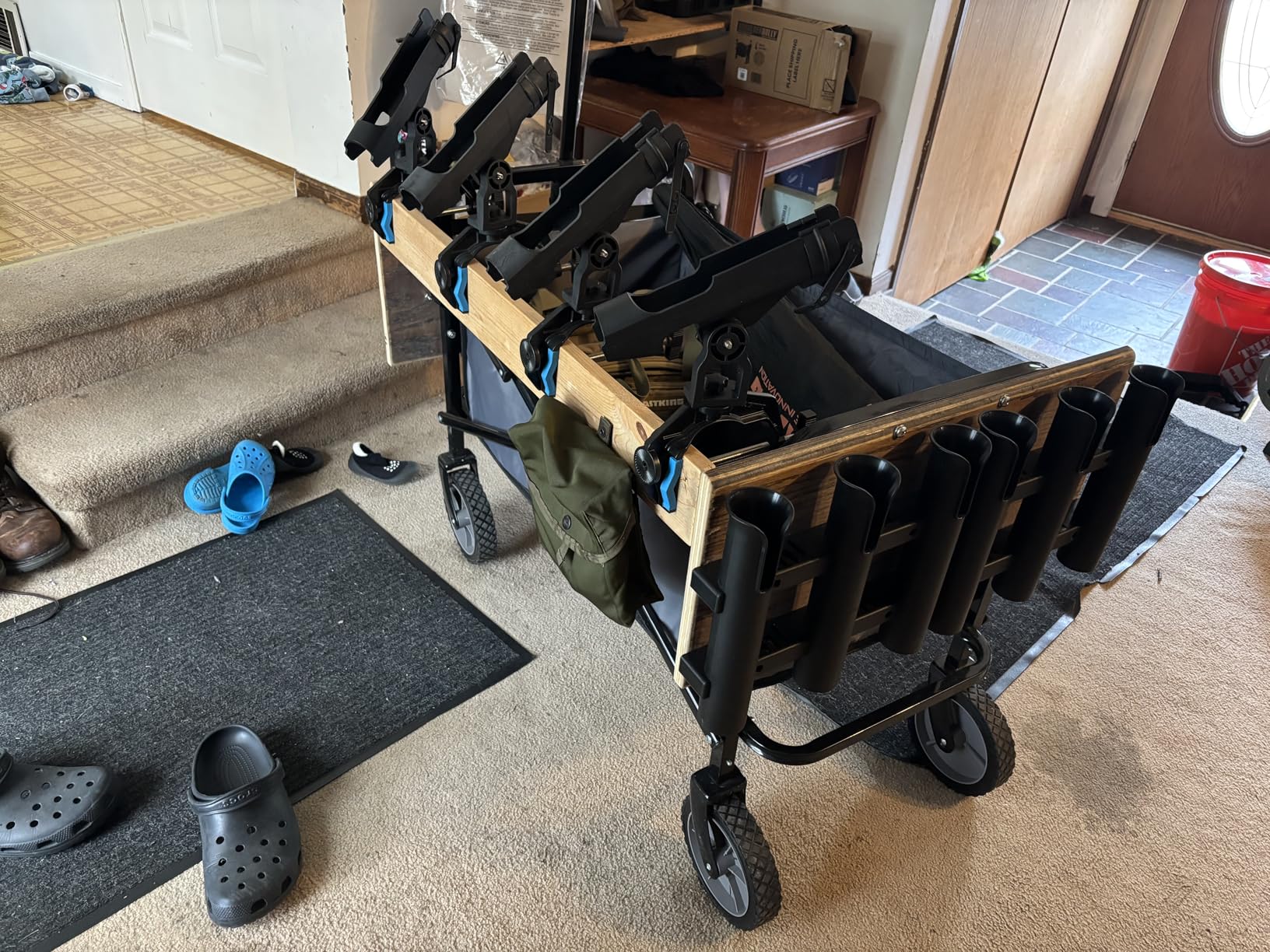 Amazon Basics Collapsible Heavy Duty Utility Wagon for Outdoor Sports, Camping, Garden, and Shopping, 265 Pounds Capacity, 27.6 x 40.9 x 20 inches, Black customer photo 1