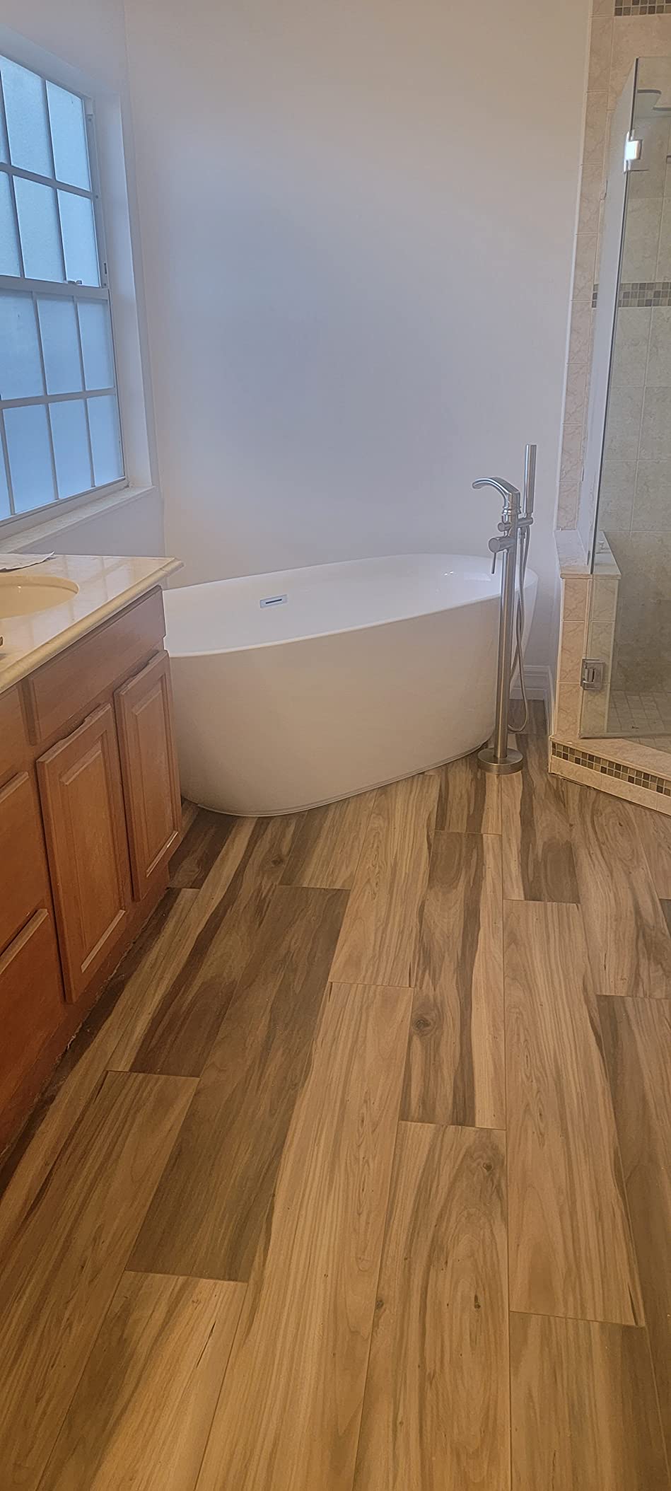ANZZI Freestanding Bathtub 67 In Acrylic Glossy White Flat Bottom Soaking customer photo 1