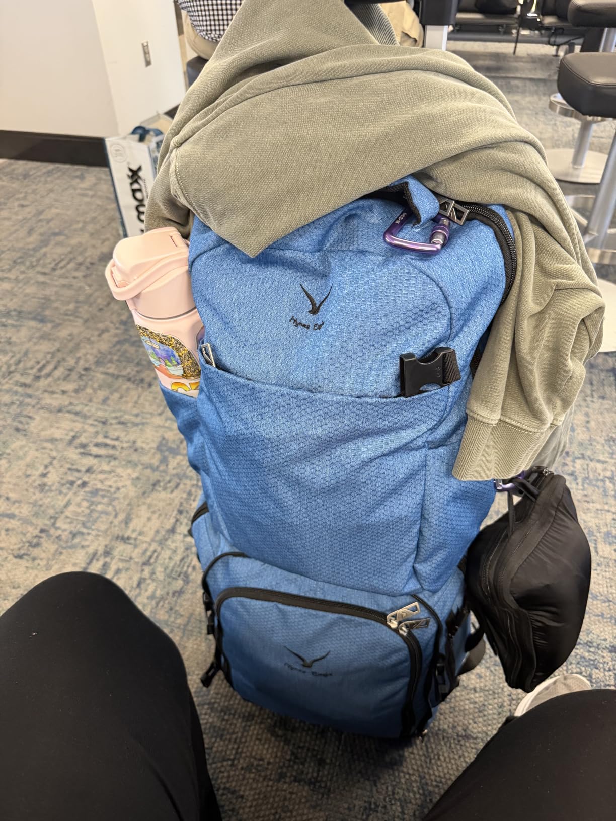 Hynes Eagle 2 in 1 Travel Backpack 22 inches Carry on Luggage 63L Rolling Backpack for Men Women with Packing Cubes 3PCS Set customer photo 1