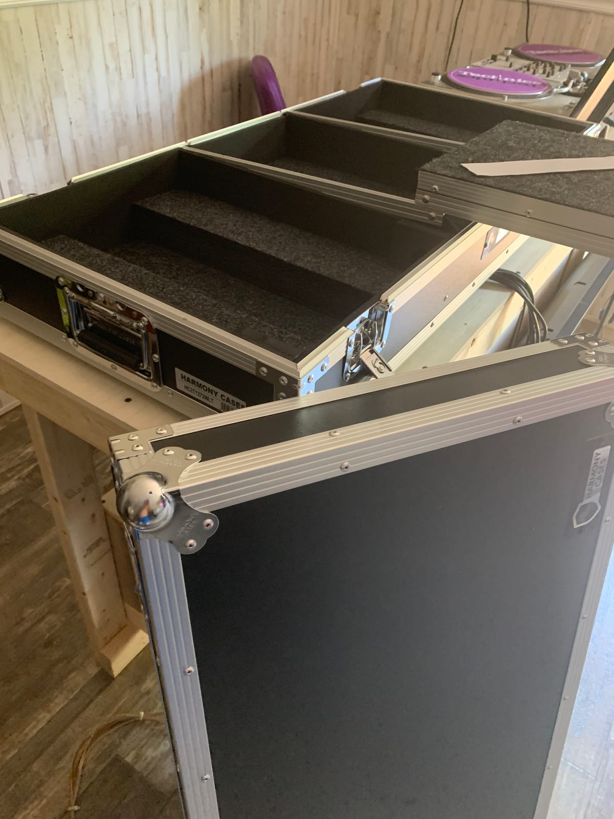 Battle Coffin Case Fits Rane 12 Turntables and Rane 72 Mixer Harmony Cases customer photo 2