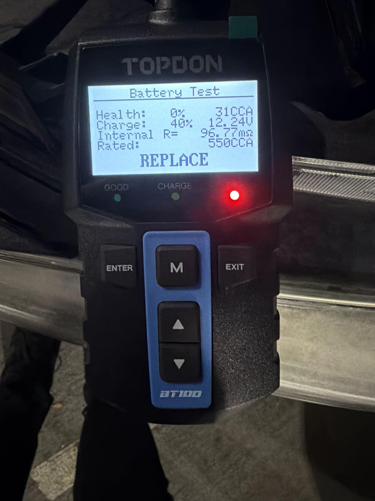 TOPDON BT100 12V Car Battery Tester, Automotive Battery Load Tester, 100-2000 CCA Auto Battery Tester with Battery, Cranking & Charging System Test for Car Truck Motorcycle ATV SUV Boat Yacht customer photo 2