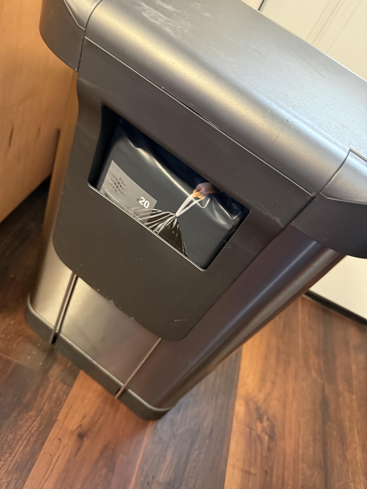 simplehuman Rectangular Step Can, 45L / 12 Gallon Kitchen Trash Can, Liner Rim System, Liner Pocket, 150,000-Step Pedal, Lid Shox Silent Close, Brushed Stainless Steel with Grey Plastic Lid customer photo 2