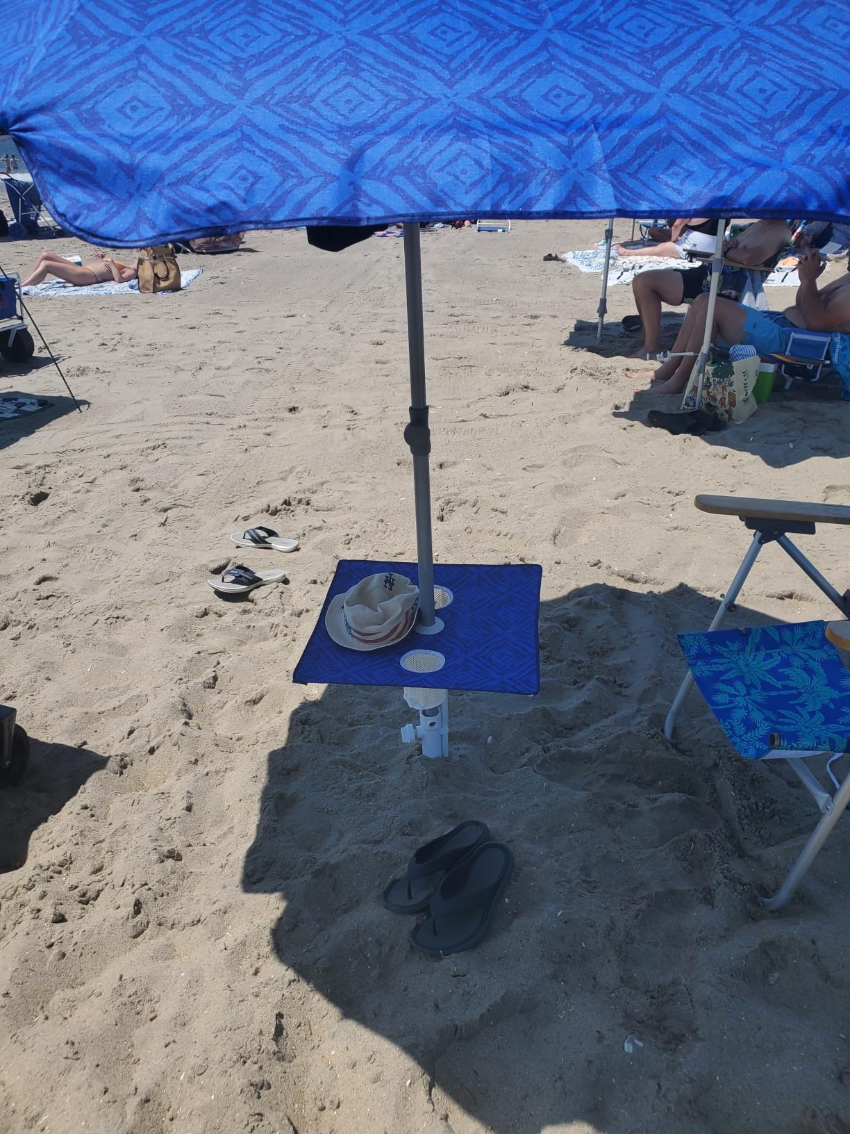 AMMSUN Beach Umbrellas for Sand Heavy Duty Wind Portable, 6.5ft Outdoor Umbrella with Sand Anchor and UV Protection, Parasols Includes Carry Bag for Beach, Patio, and Garden, Yellow Stripes customer photo 1