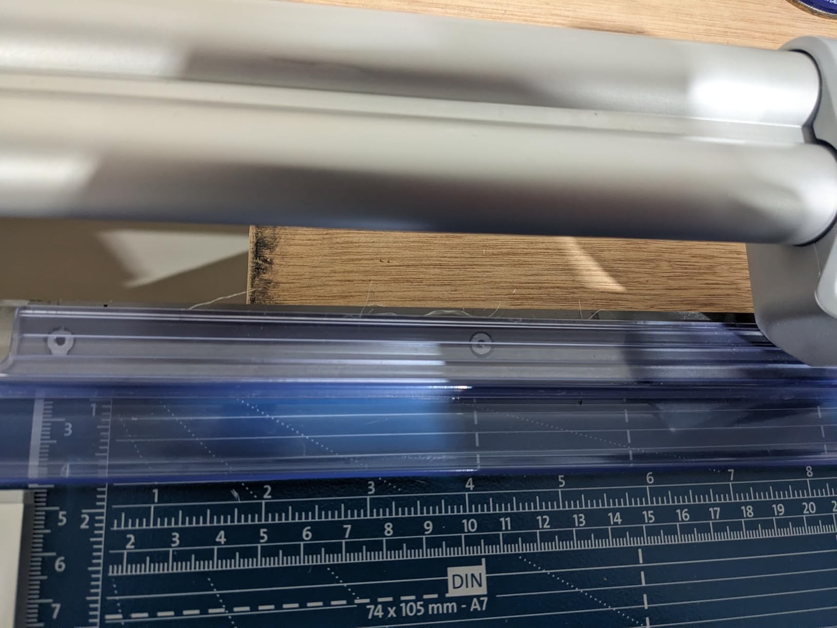 Dahle 554 Professional Rotary Trimmer, 28