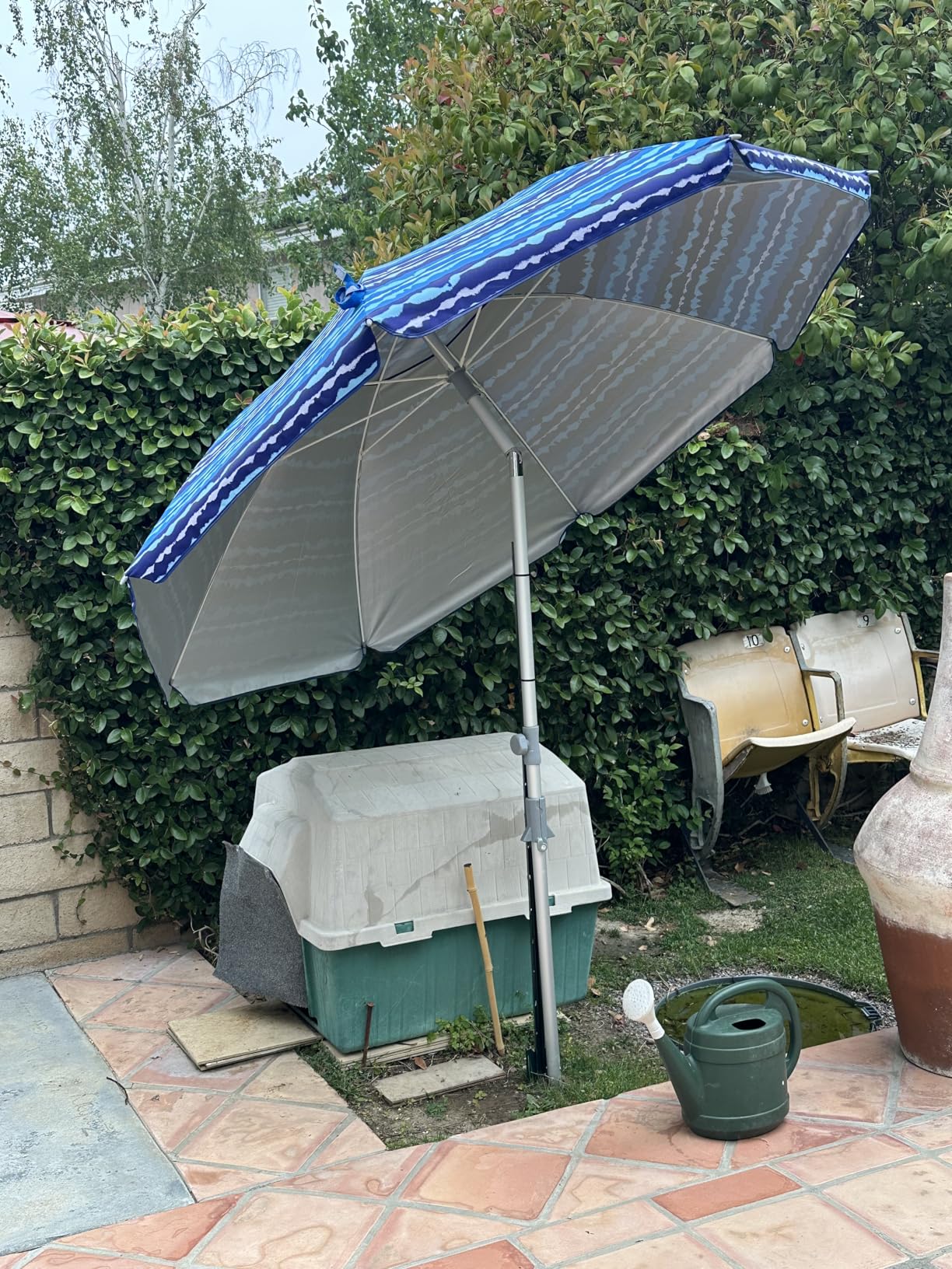 Blissun 7.2' Beach Umbrella with Sand Anchor, Outdoor Portable Beach Umbrella for Sand with Tilt Pole, Carry Bag, Air Vent customer photo 1
