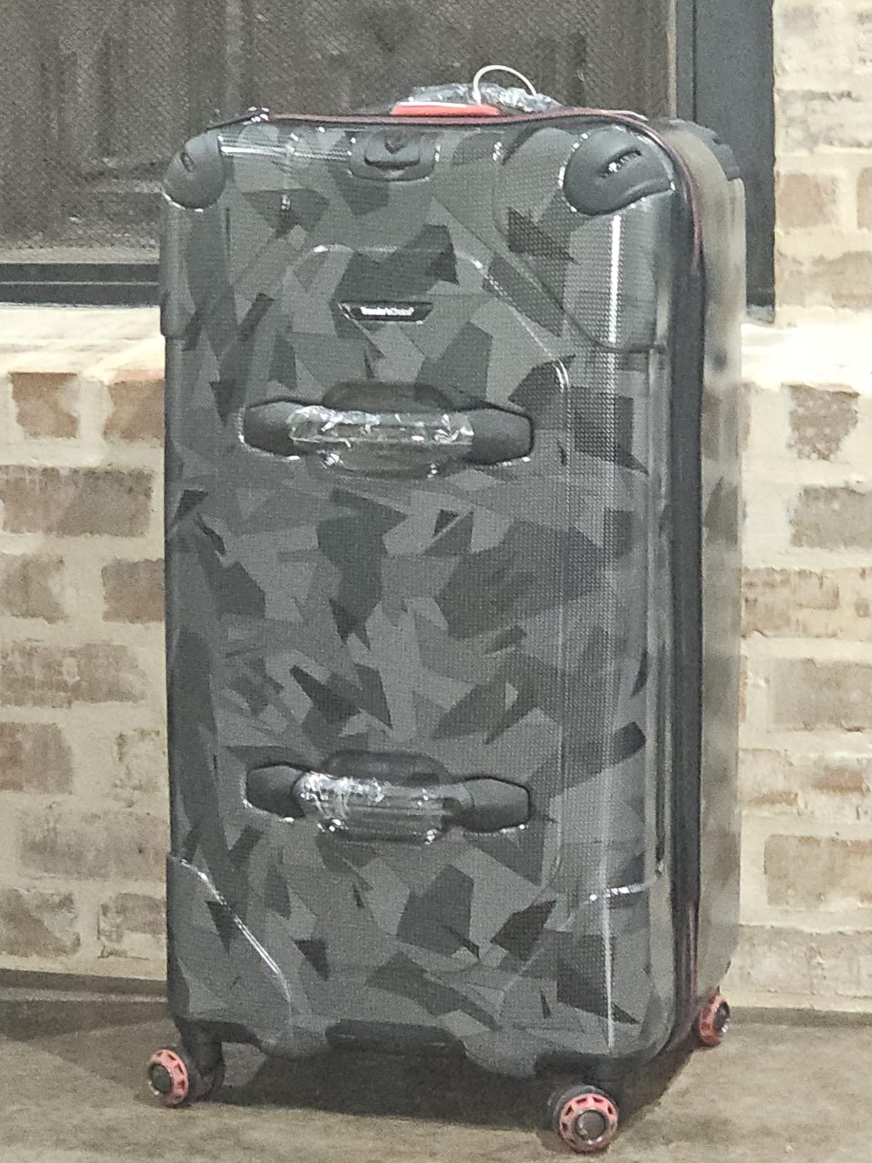 Traveler's Choice Maxporter II Polycarbonate Hardside Trunk with Spinner Wheels, Green, 31-Inch Large Trunk customer photo 2