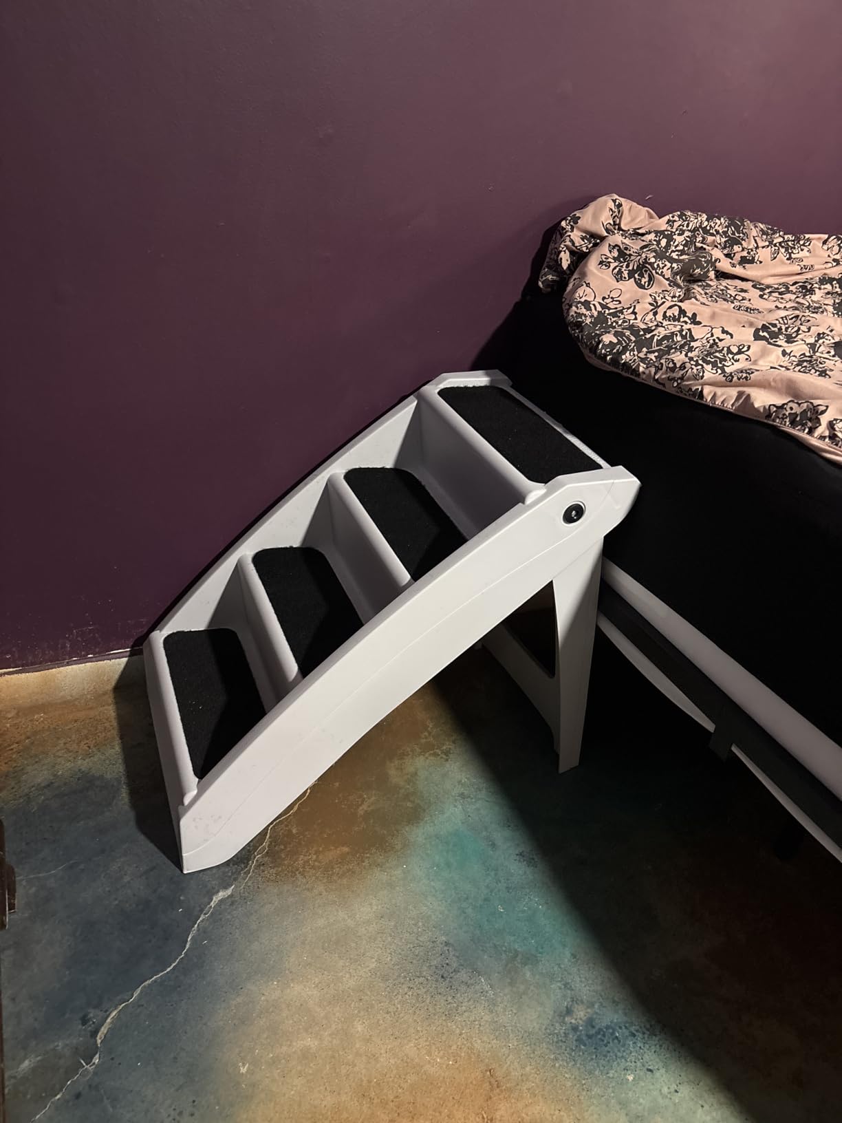 PetSafe CozyUp Folding Dog Stairs, Portable Indoor/Outdoor Pet Steps for Bed & Couch, Grey, 25 Inch customer photo 2