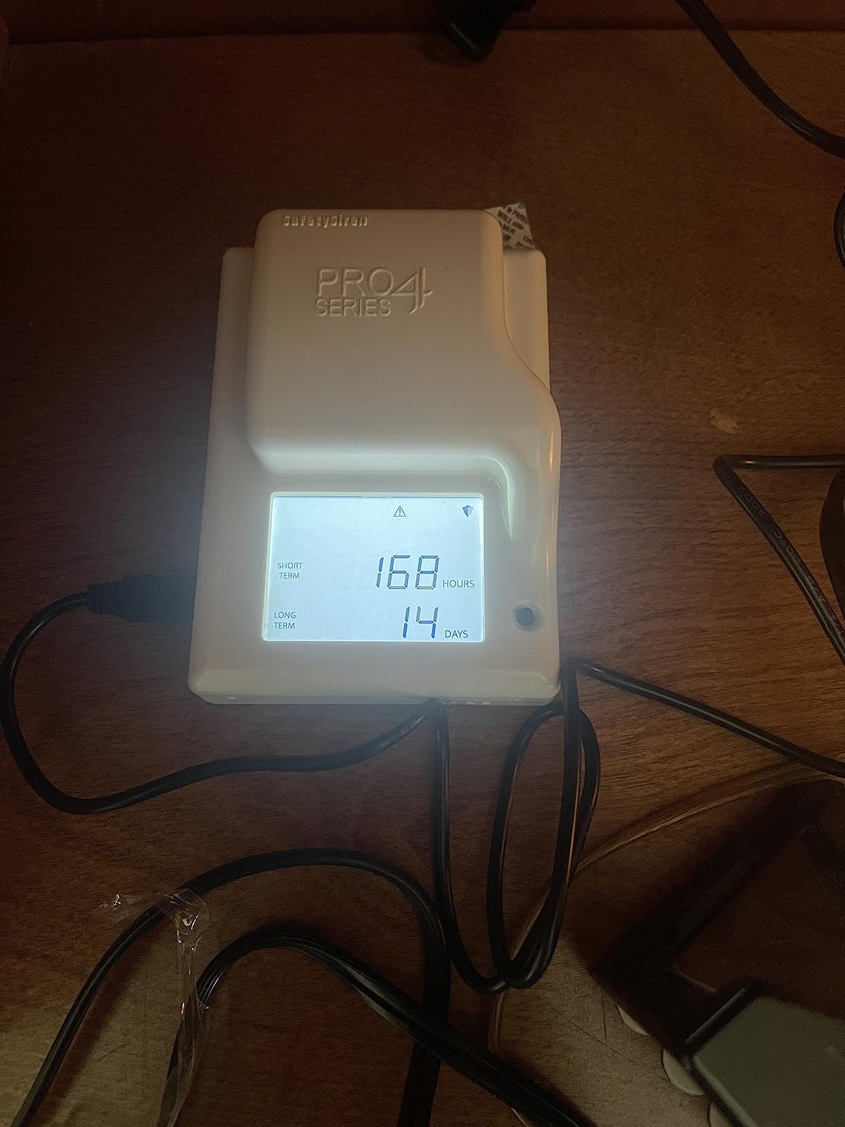 Safety Siren Pro Series 4 Plug-in Radon Detector for Home Basement | Continuous Radon Gas Monitoring | Made in USA Since 1993 customer photo 2