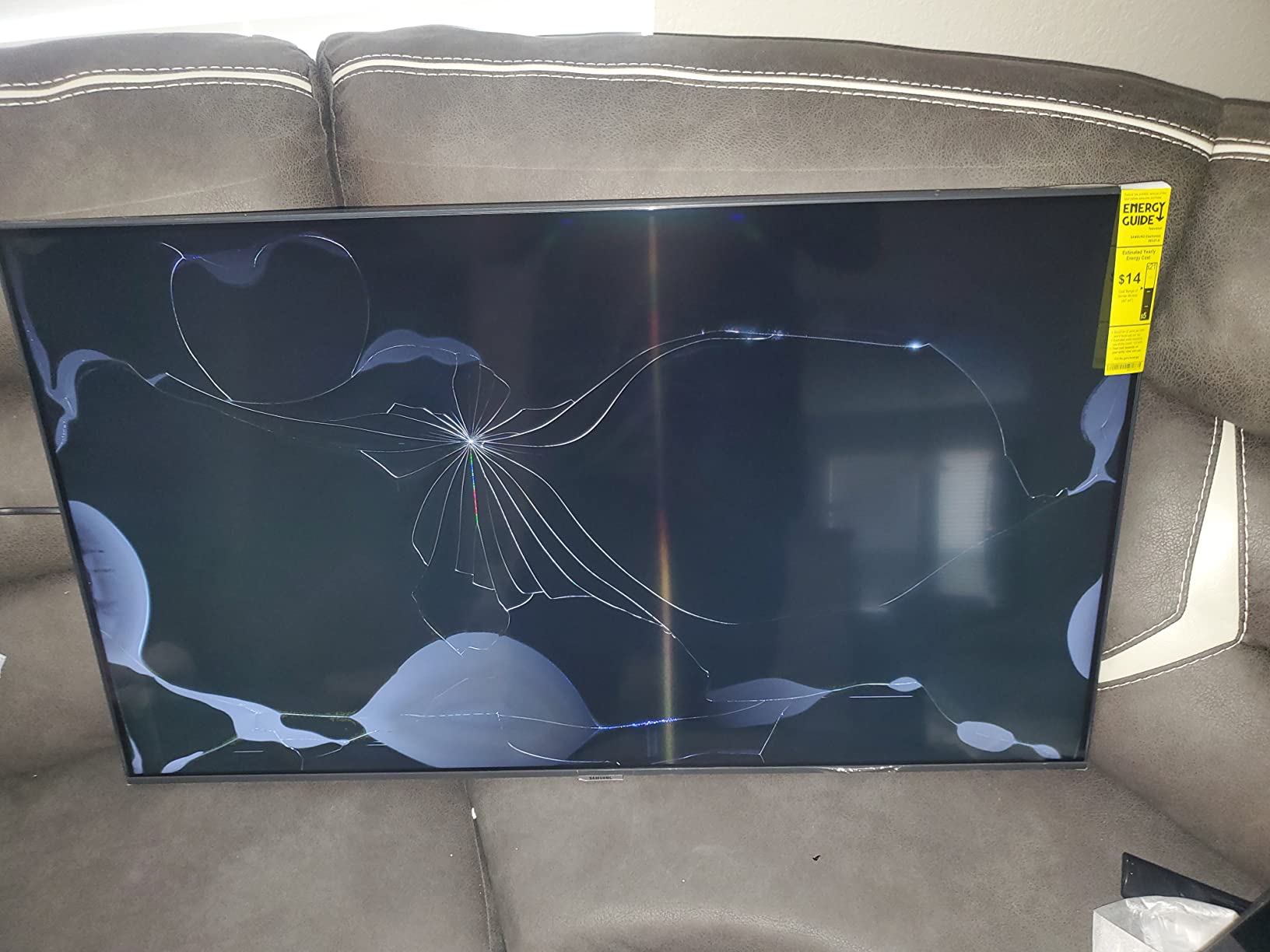 Samsung 55-Inch BE55T-H Pro TV | Commercial | Easy Digital Signage Software | 4K | HDMI | USB | Tuner | Speakers | 250 nits, Black customer photo 2