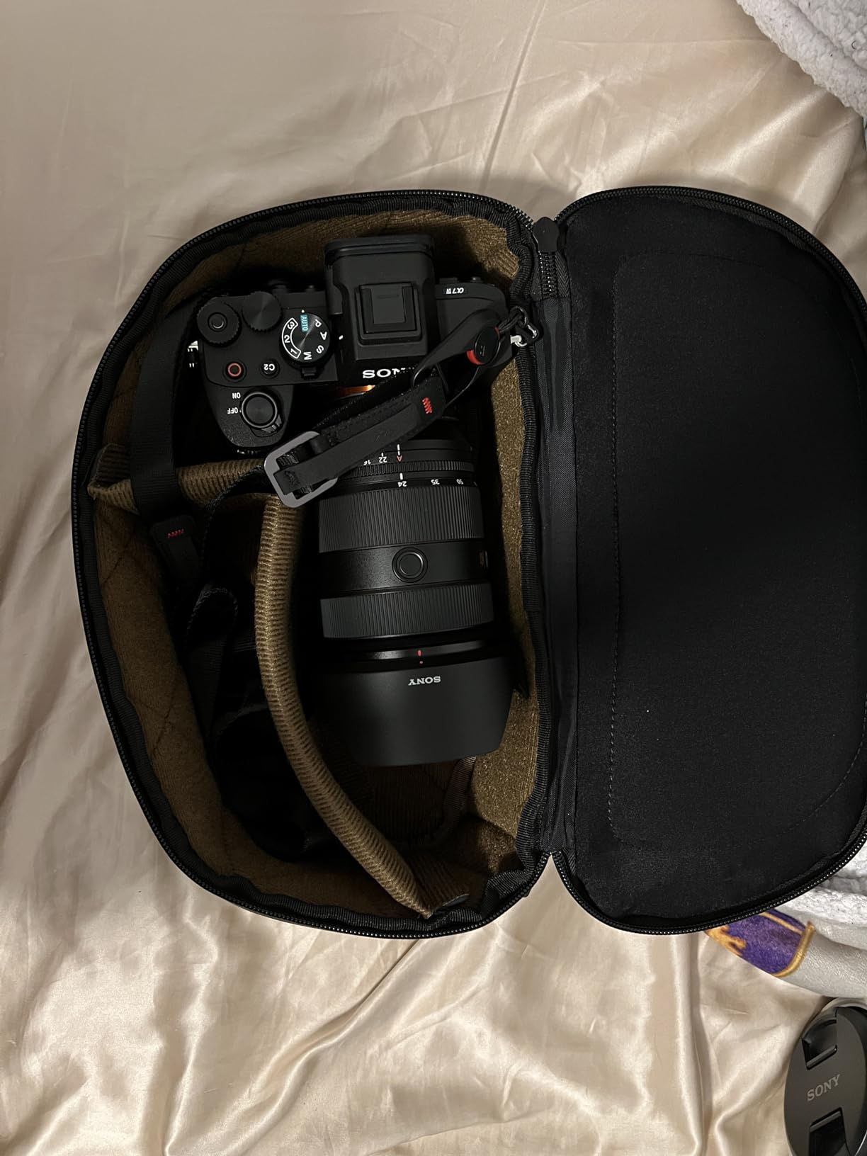 NOMATIC McKinnon Camera Cube customer photo 2