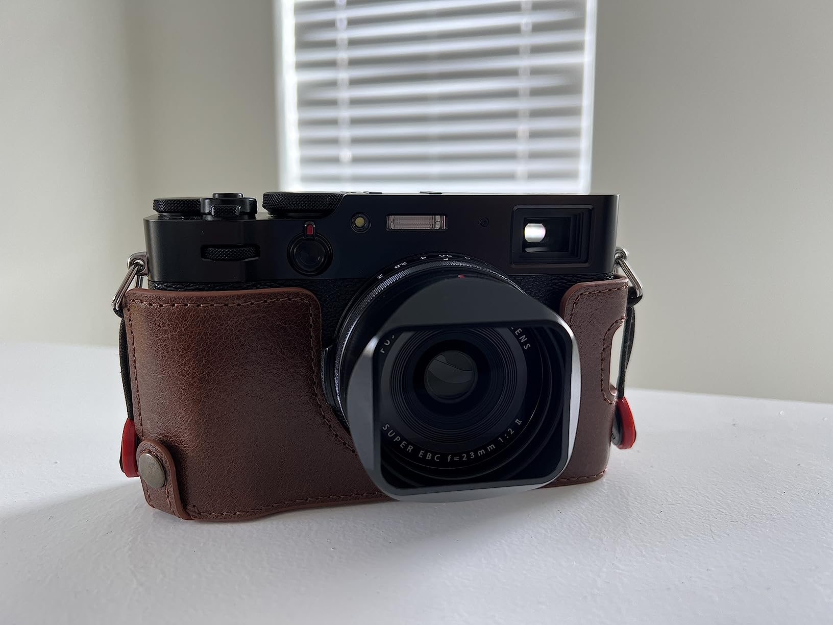 MegaGear MG1894 Ever Ready Genuine Leather Camera Half Case Compatible with Fujifilm X100V - Black customer photo 1