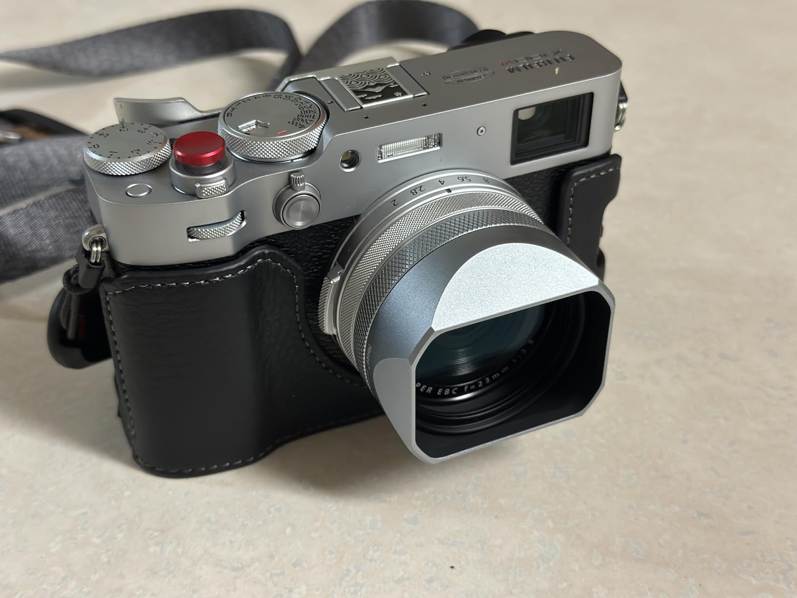 Haoge LH-X54B Square Metal Lens Hood with 49mm Adapter Ring for Fujifilm X100VI Fuji X100V Camera Black customer photo 2