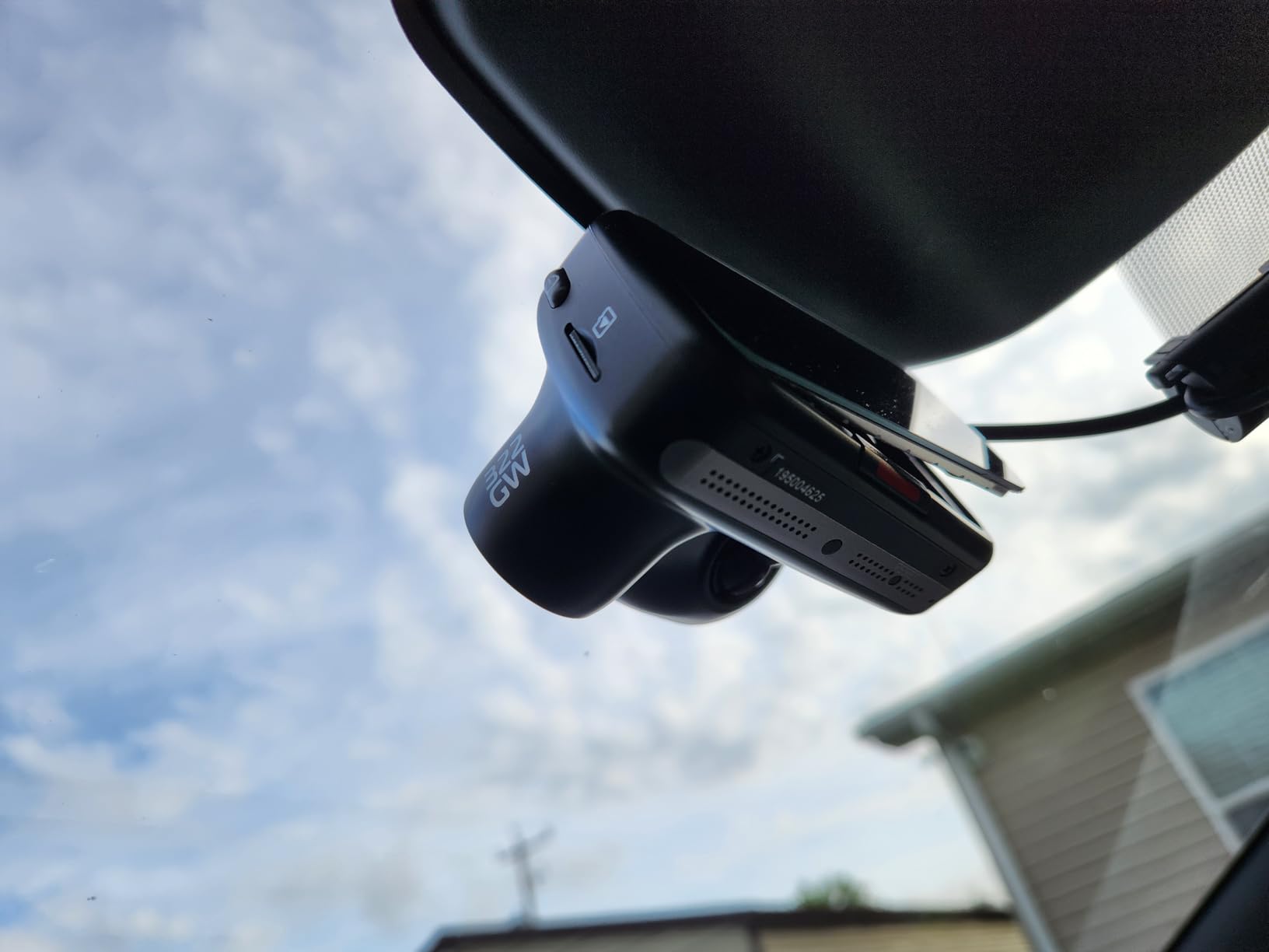 Nextbase 622GW Dash Cam Full 4K/30fps UHD Recording in Car DVR Camera- 140° Front- Wi-Fi, GPS, Bluetooth- Super Slow Motion @ 120fps- Image Stabilisation- what3words- Night Vision- Alexa Built-in customer photo 2
