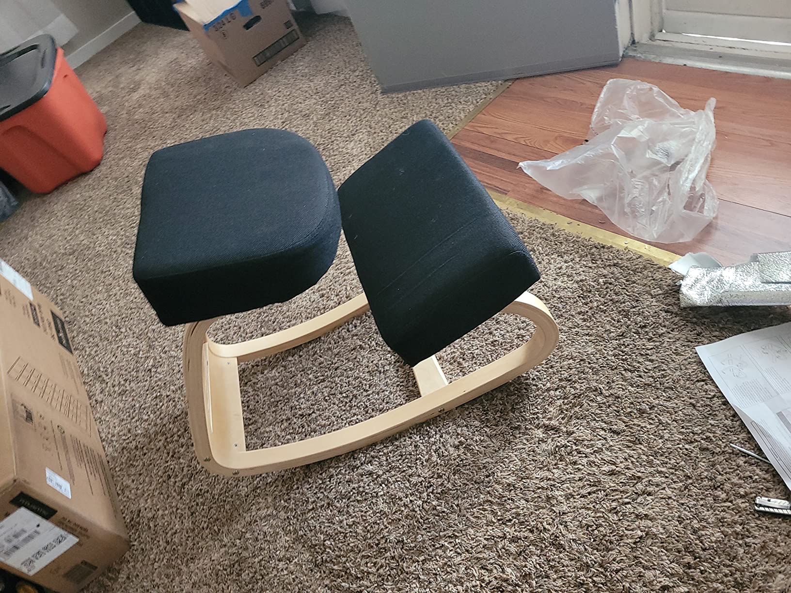 VIVO Wooden Rocking Kneeling Chair, Ergonomic Home Office Stool Posture Seat, Thick Black Cushions, Light Wood Frame, CHAIR-K04R customer photo 1