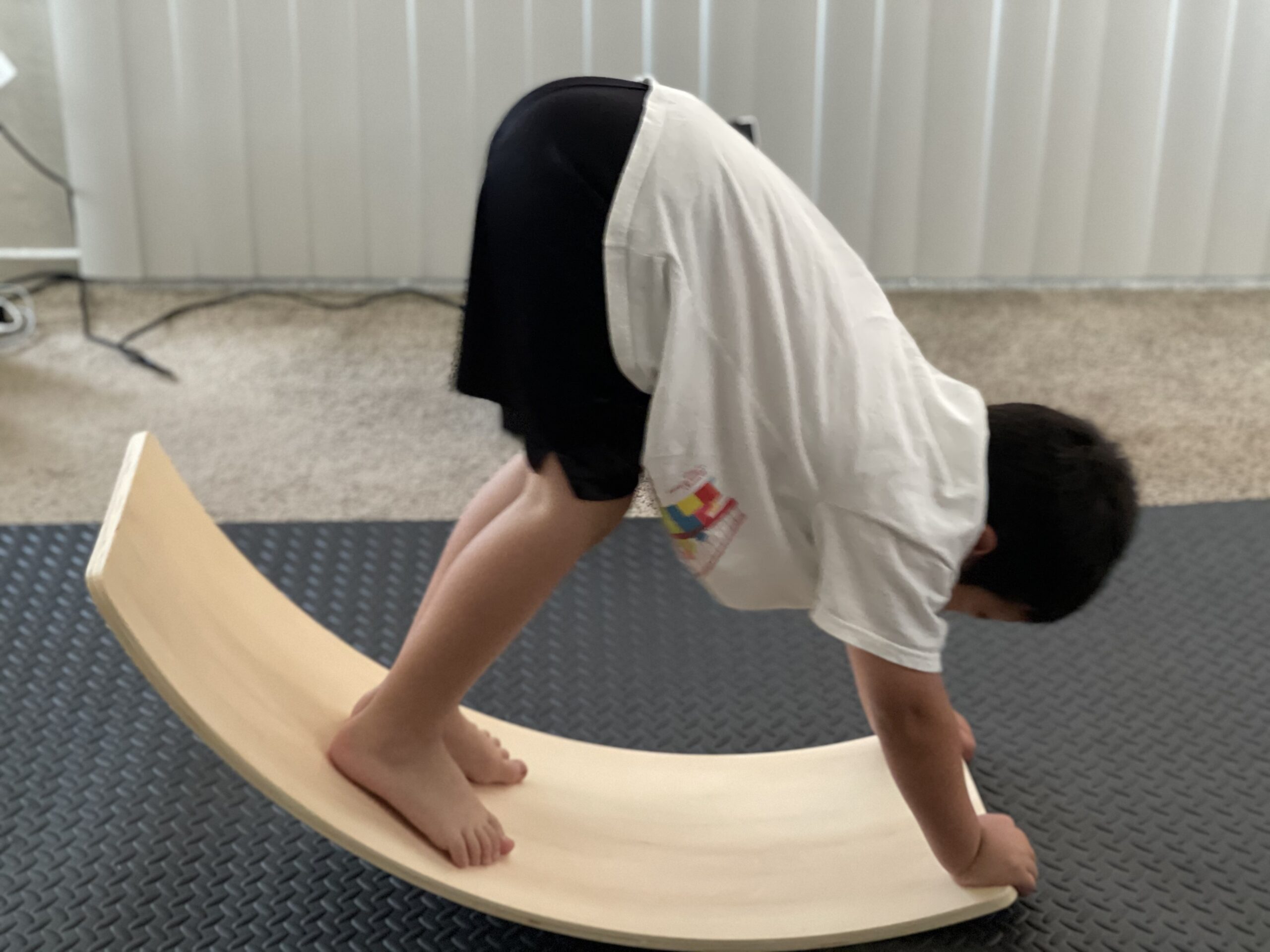 WOOD CITY Wobble Board, Wooden Balance Board Kids for Toddlers & Adults, Curvy Rocker Board for Yoga and Exercise Indoor & Outdoor, Open Ended Learning Toy Gift customer photo 2