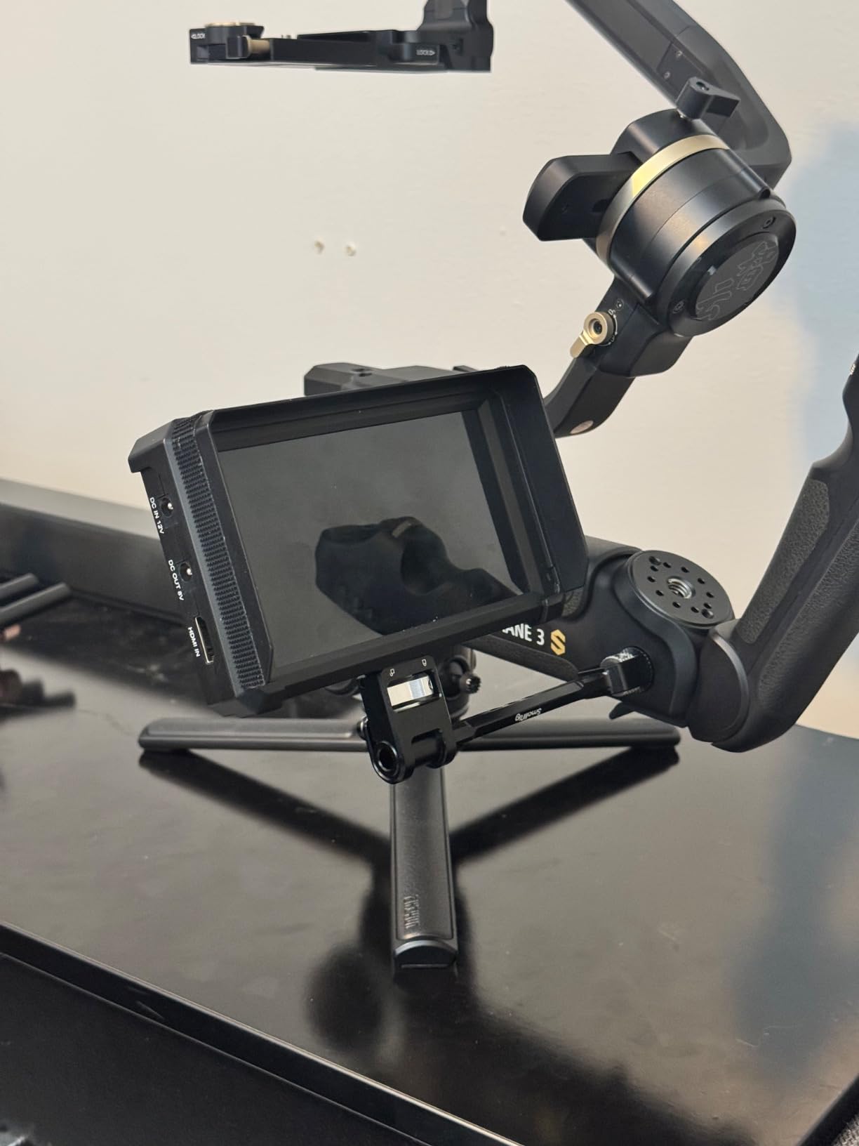 SMALLRIG Adjustable Camera Monitor Mount for DJI Ronin-S/Ronin-SC & ZHIYUN Crane 2S/Crane 3/3S/WEEBILL-S & MOZA AirCross 2 Gimbals - 2889 customer photo 1