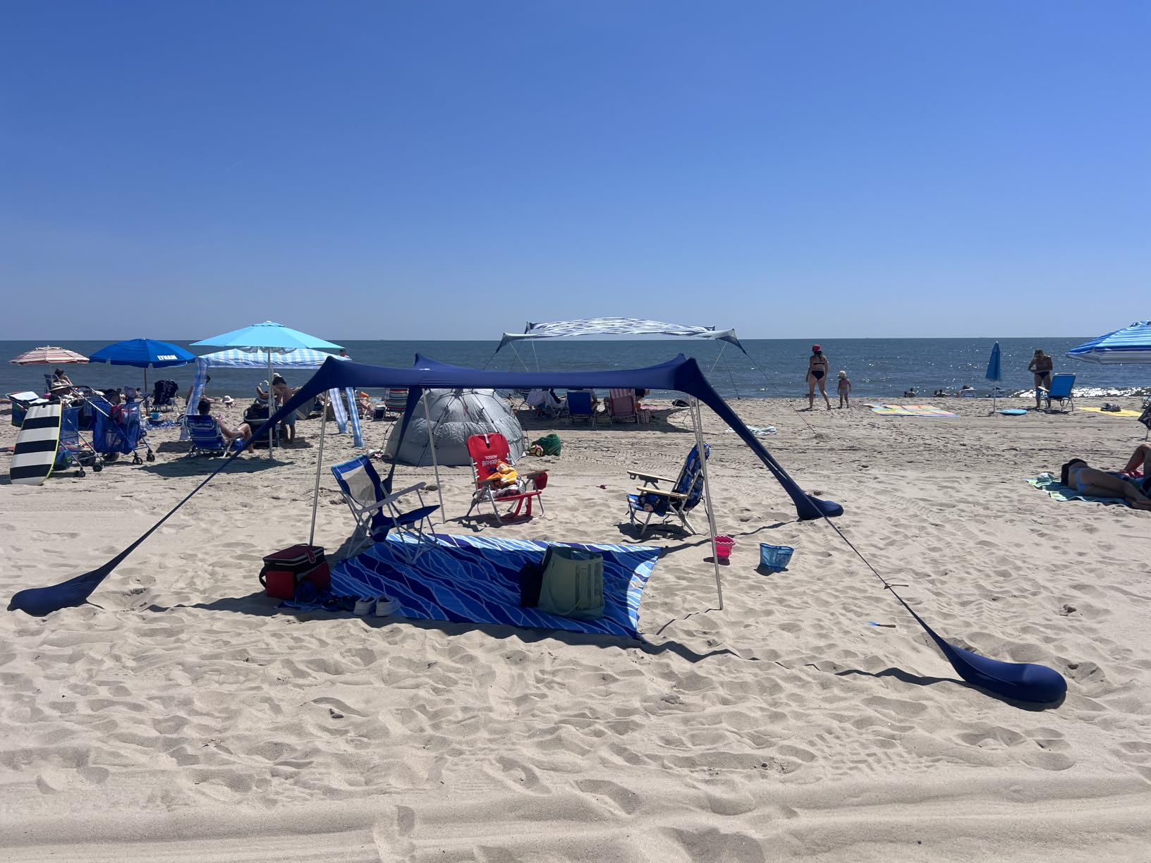 Sun Ninja Beach Tent Sun Shelter UPF50+ - Easy Pop Up Beach Canopy - Outdoor Shade for Camping Trips, Fishing, Backyard Fun Picnics - Sand Shovel, Ground Pegs & Stability Poles customer photo 1