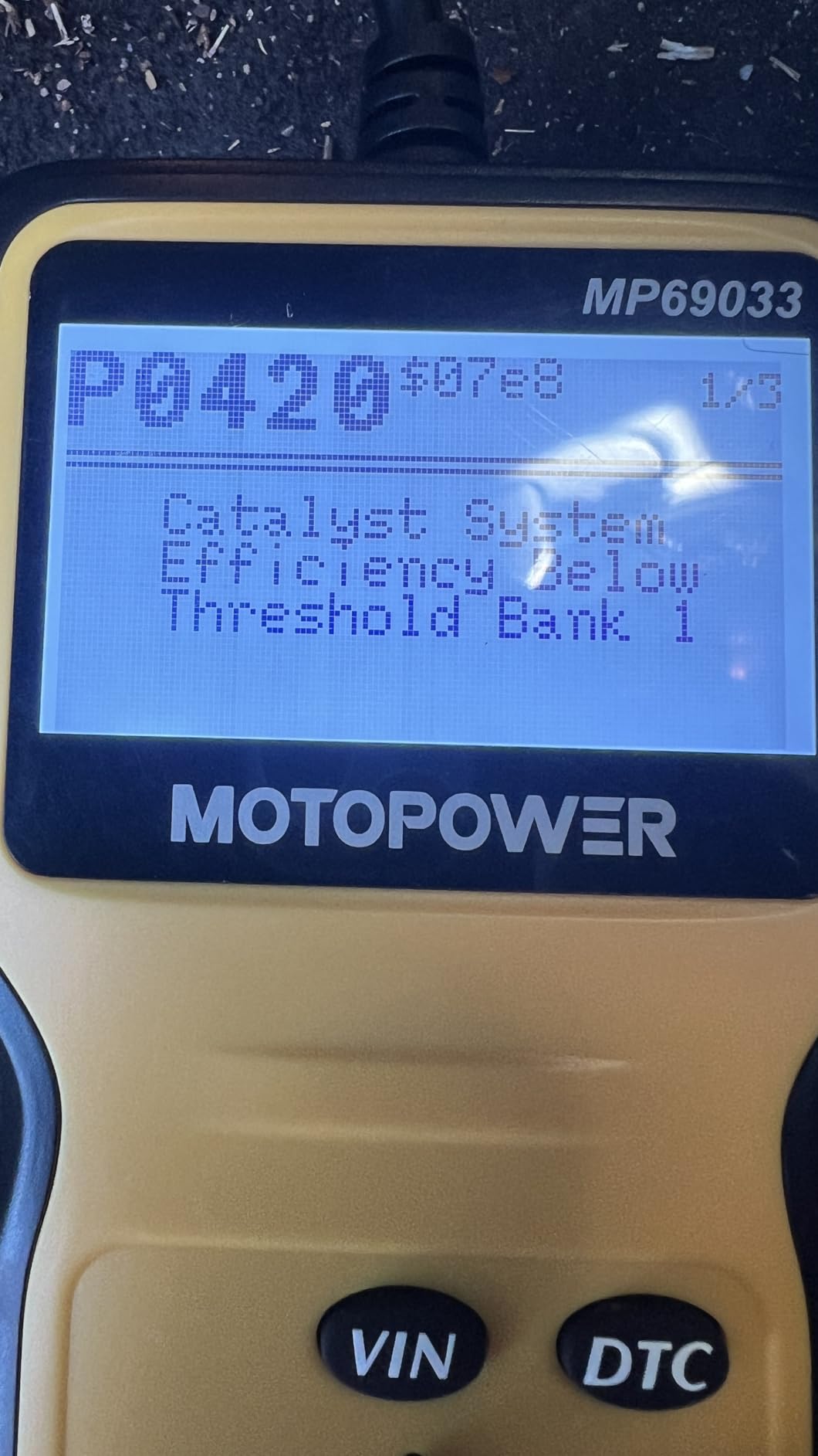MOTOPOWER MP0515A 12V Car Battery Tester Automotive 100-2000 CCA Battery Load Tester Auto Cranking and Charging System Tester customer photo 1