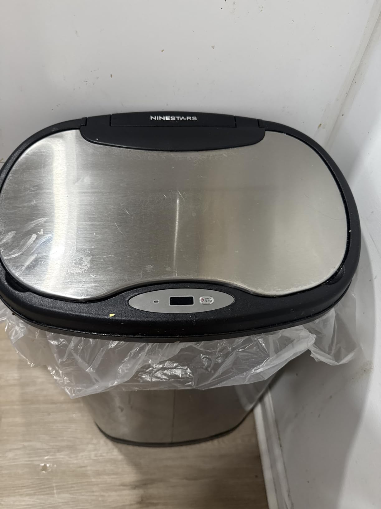 Ninestars 13 Gallon Oval Automatic Trash Can, 50L Touchless Motion Sensor Garbage Can with Odor-Sealing Lid & One-Touch Manual Mode, Silver Stainless Steel, Black Trim customer photo 2