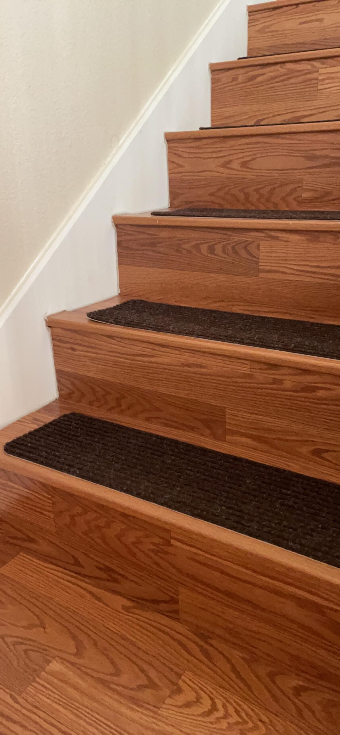 RIOLAND Stair Treads Carpet Non-Slip Indoor Stair Runners for Wooden Steps, Set of 15, 8