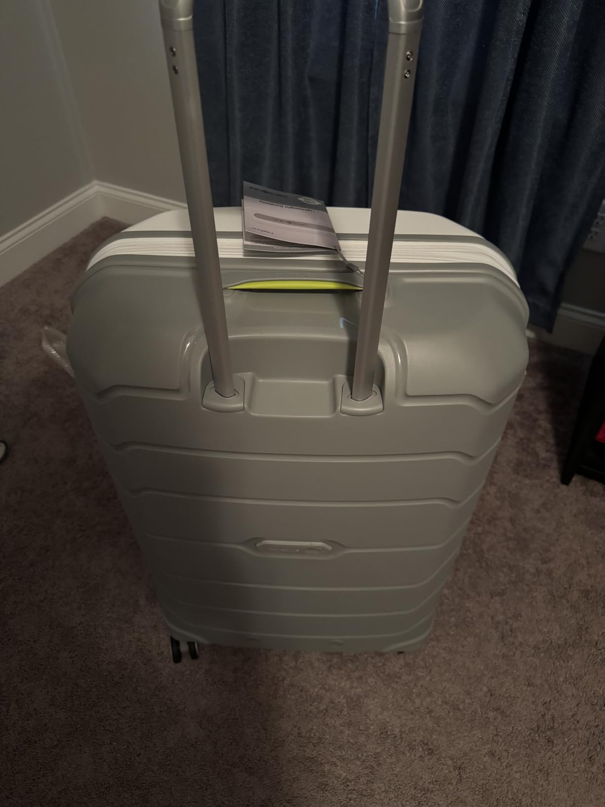 Samsonite Freeform 2-Piece Luggage Set - Carry-On & Large Checked Luggage with Dual Spinner Wheels customer photo 1